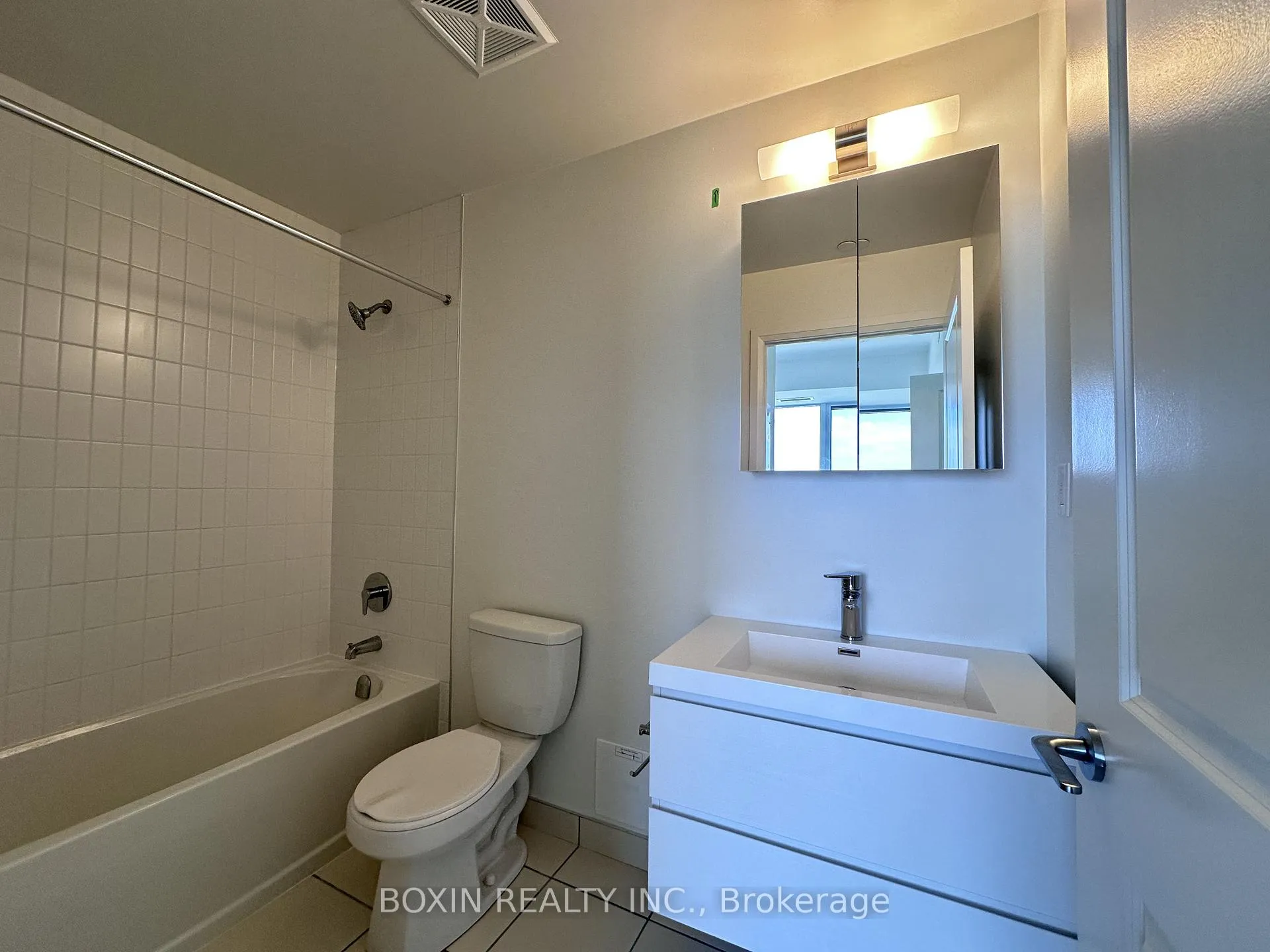 Photo 15 of Unit 21, 38 Andre de Grasse Street, Markham, Unionville — HOMEH