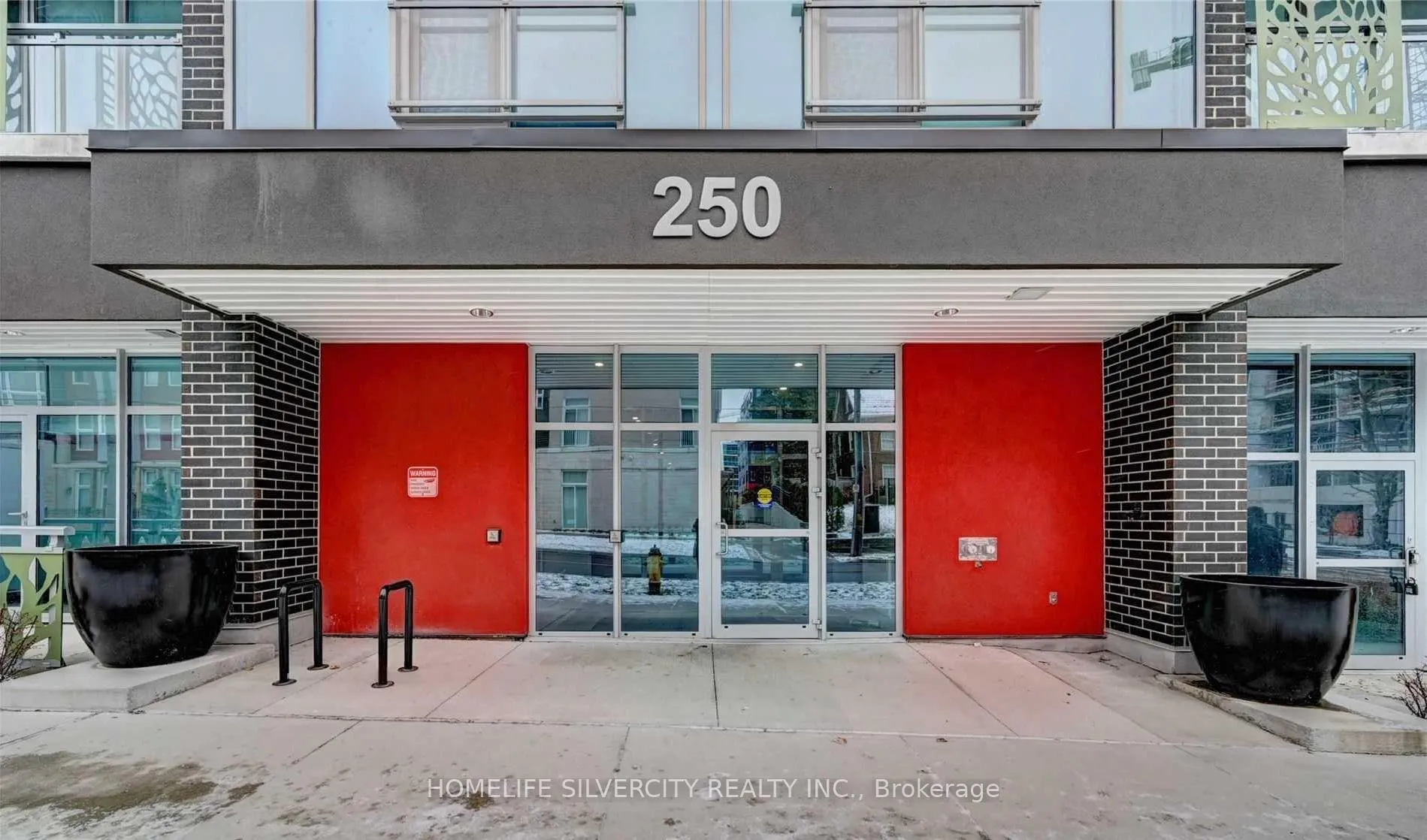 Photo 4 of Unit 502, 250 Albert Street E, Waterloo, Beechwood/University — HOMEH