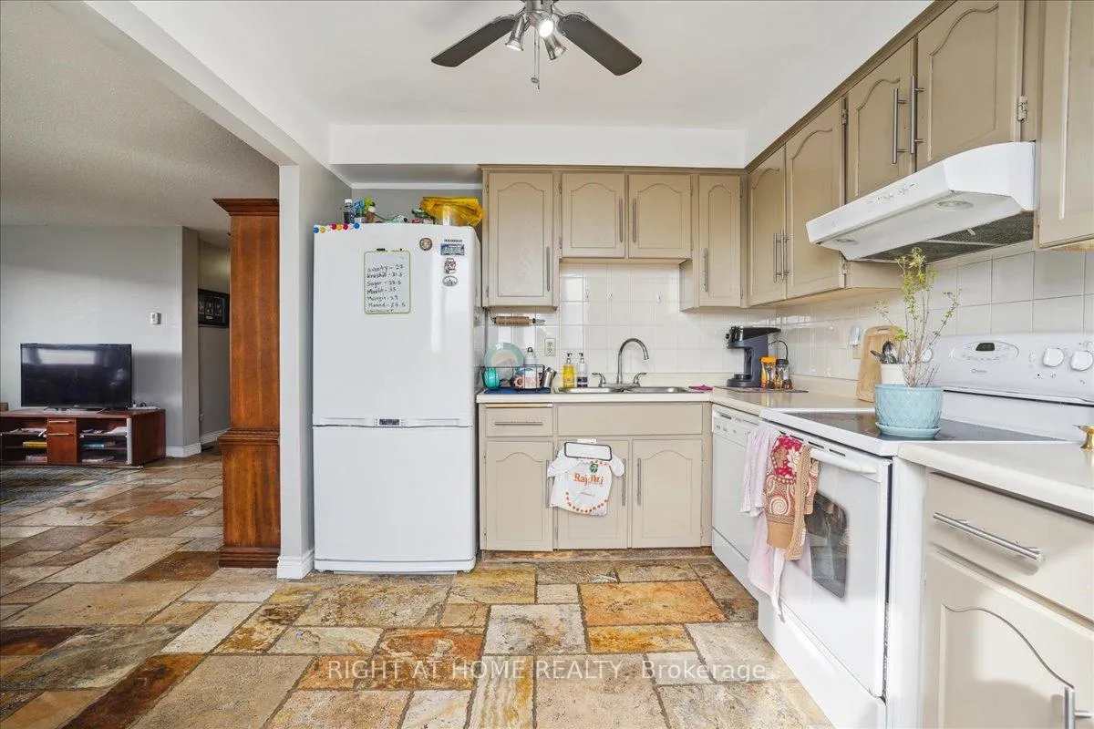 Photo 16 of Unit 604, 432 Main Street E, Hamilton, Stinson — HOMEH