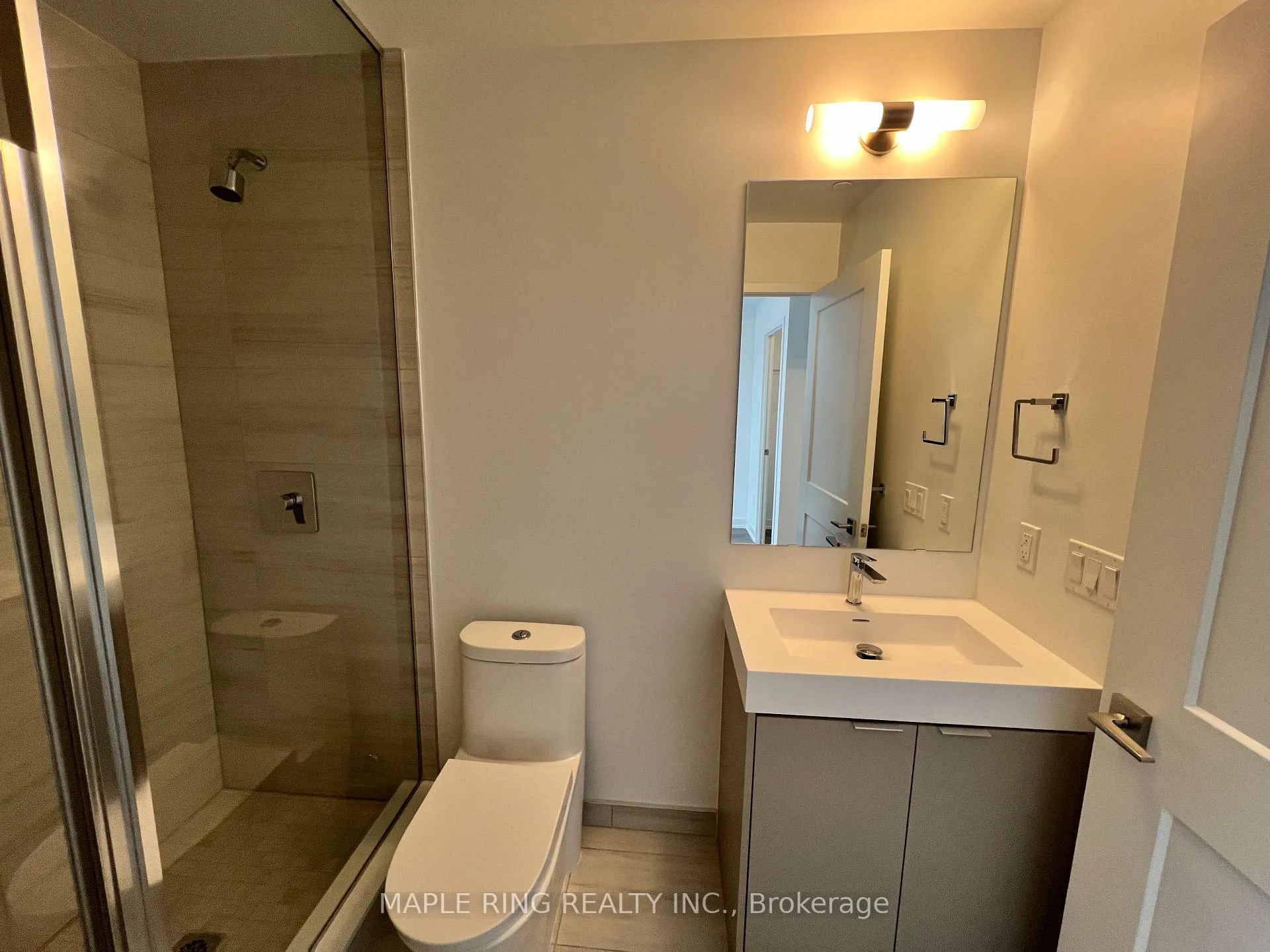 Photo 13 of Unit 727, 498 Caldari Road, Vaughan, Concord — HOMEH