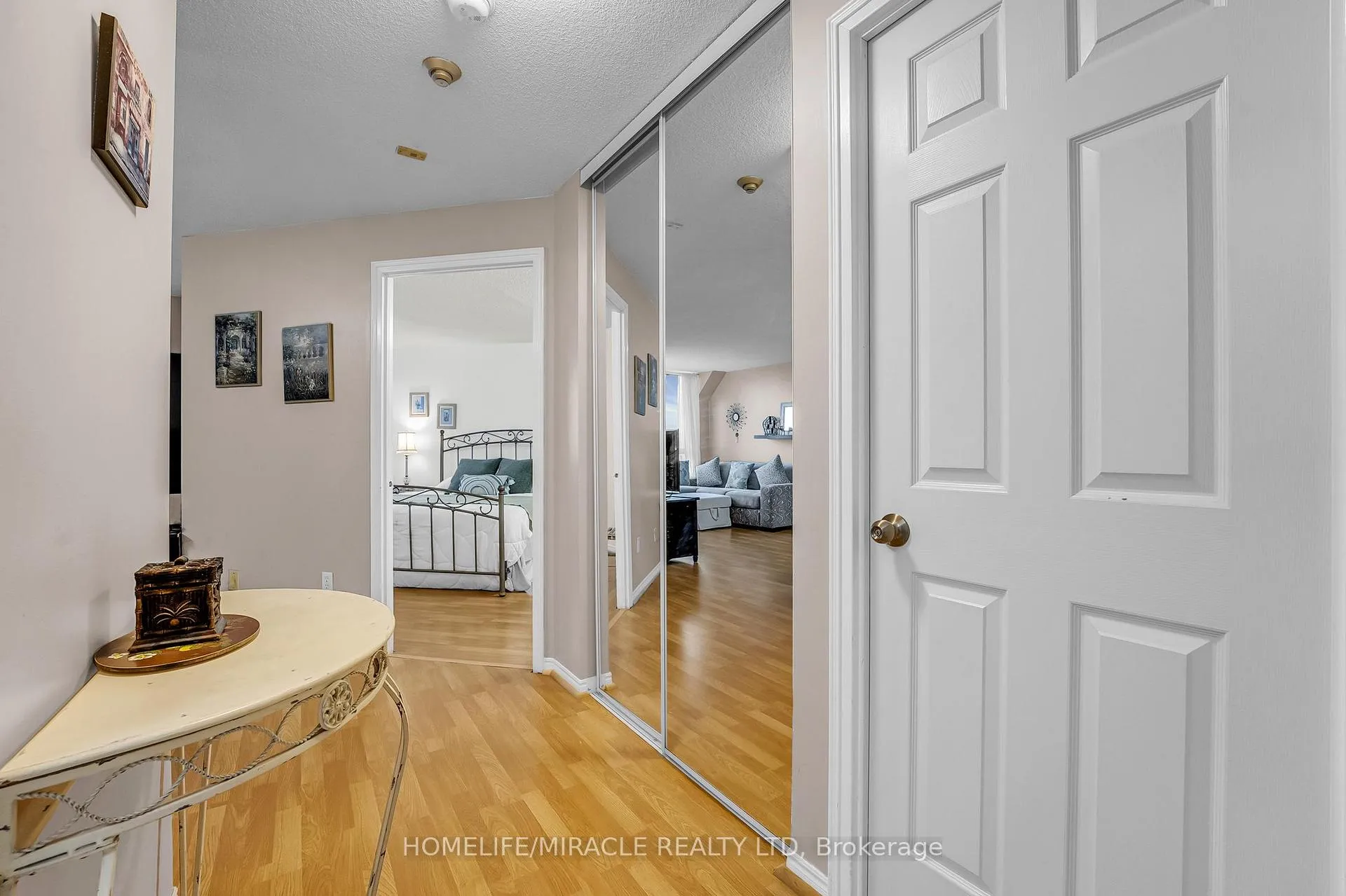 Photo 13 of Unit 714, 1001 Cedarglen Gate, Mississauga, Erindale — HOMEH