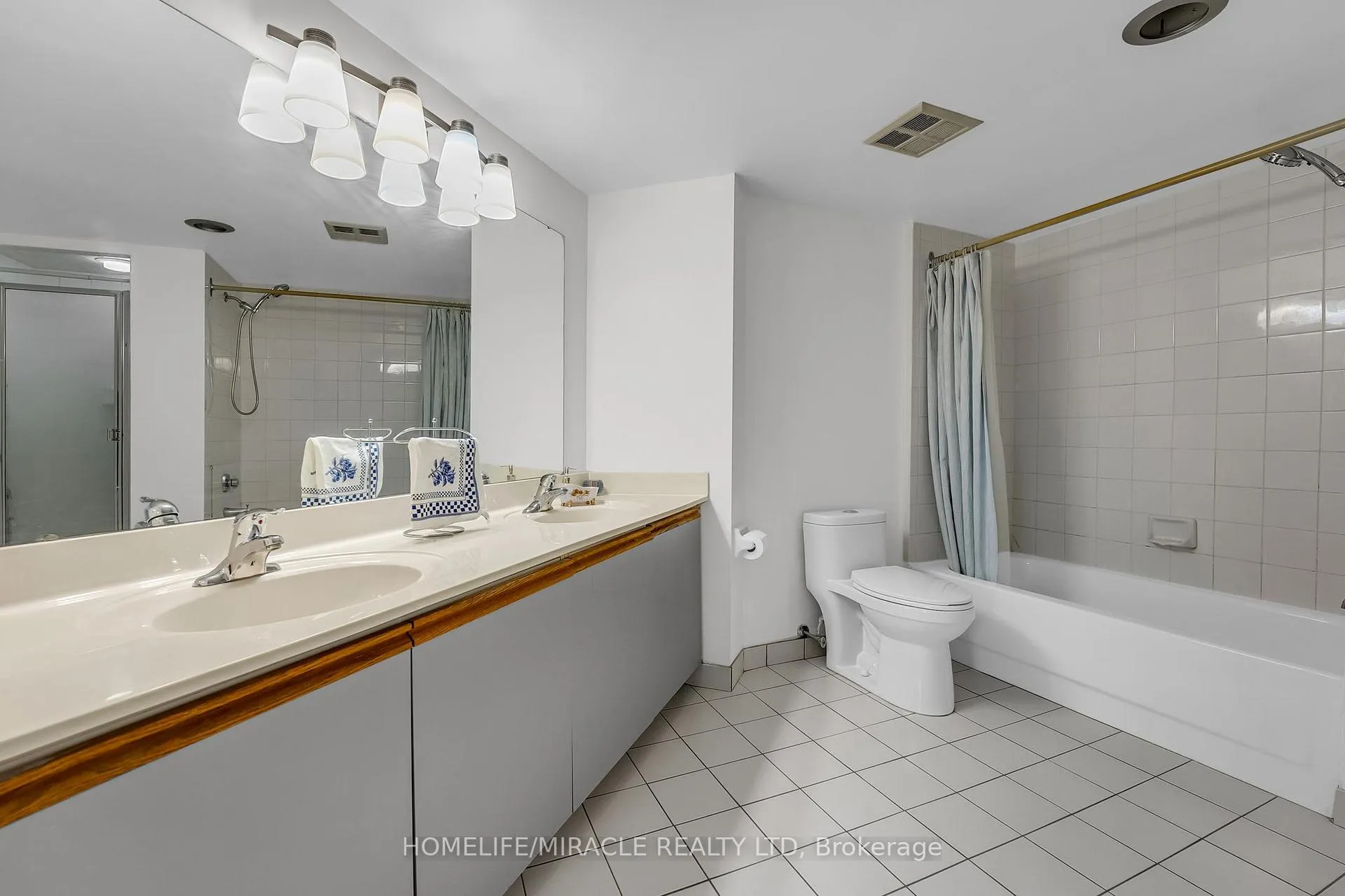 Photo 21 of Unit 714, 1001 Cedarglen Gate, Mississauga, Erindale — HOMEH