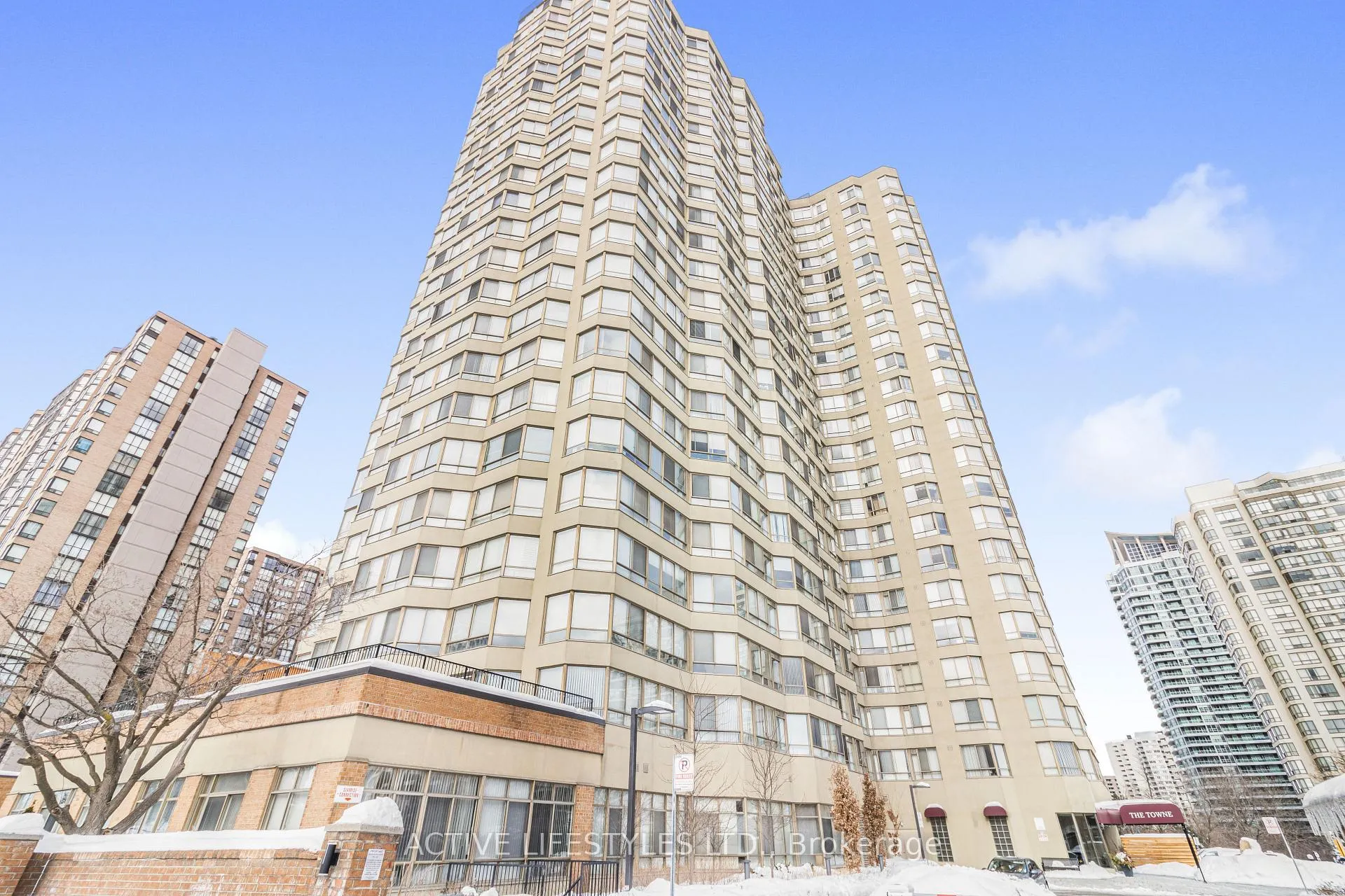Photo 1 of Unit 802, 3605 Kariya Drive, Mississauga, City Centre — HOMEH