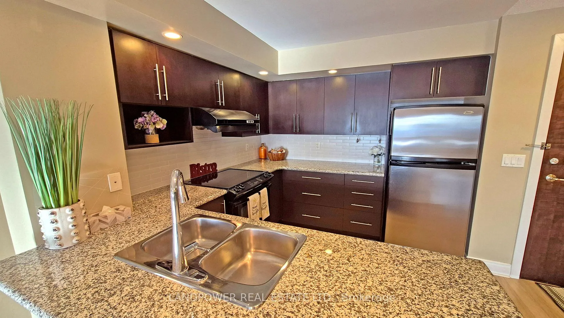 Photo 11 of Unit 972, 23 Cox Boulevard, Markham, Unionville — HOMEH