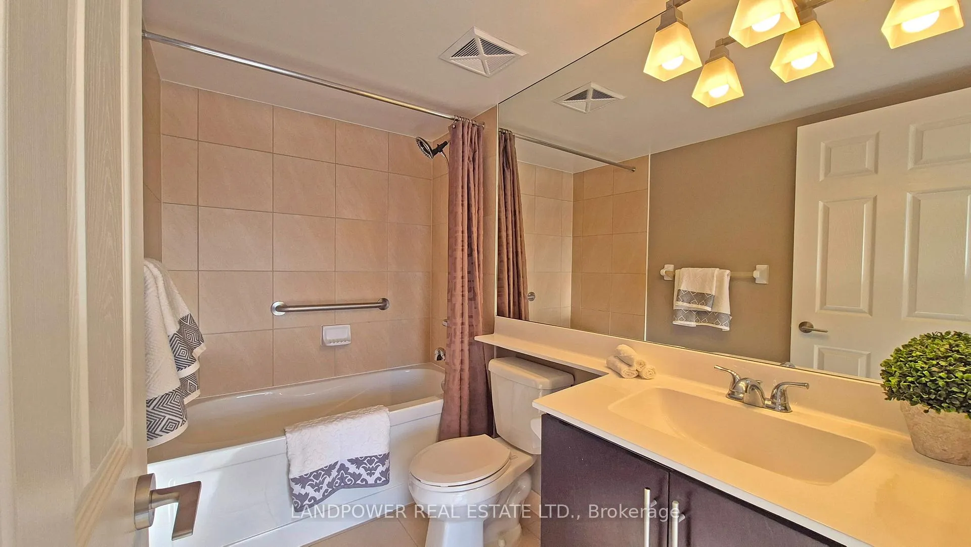 Photo 16 of Unit 972, 23 Cox Boulevard, Markham, Unionville — HOMEH