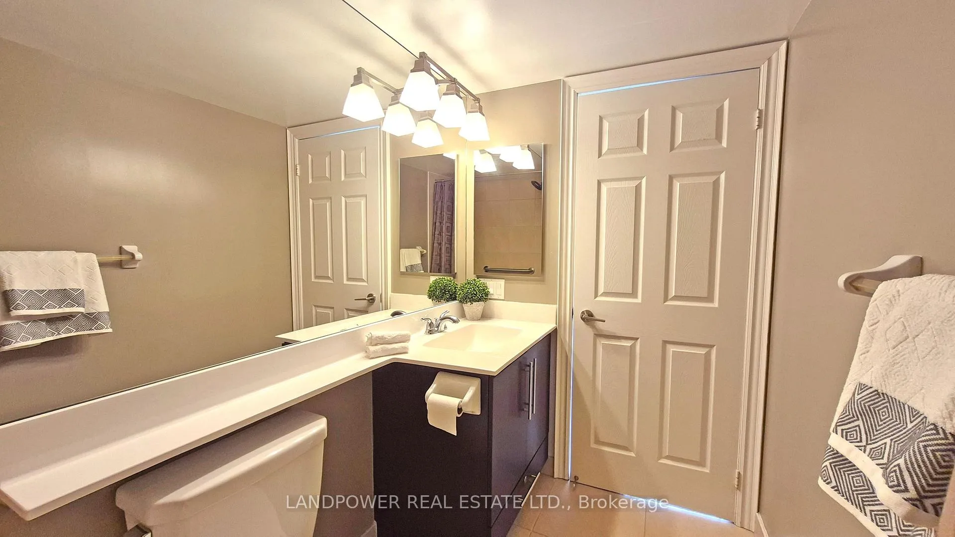 Photo 17 of Unit 972, 23 Cox Boulevard, Markham, Unionville — HOMEH