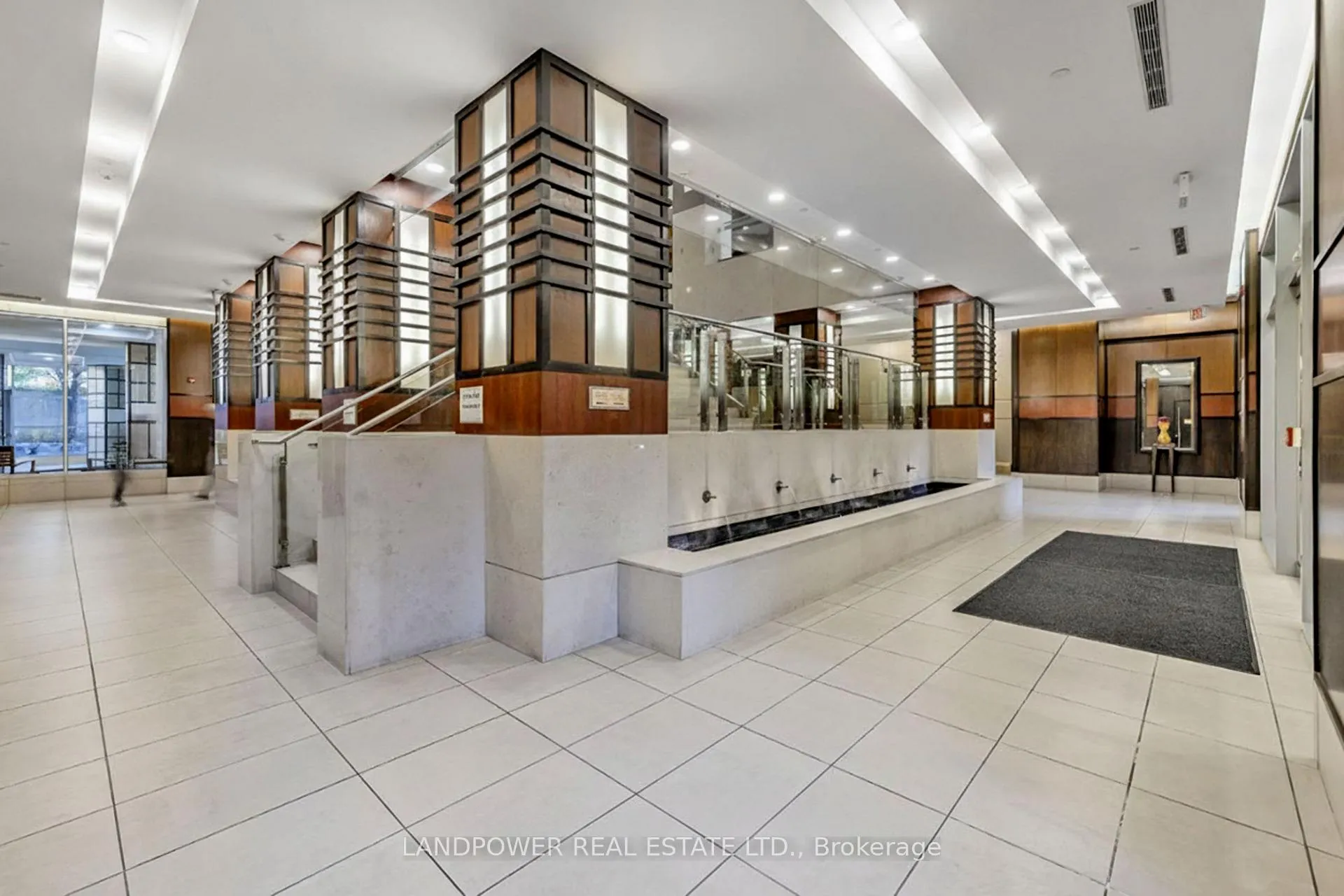 Photo 29 of Unit 972, 23 Cox Boulevard, Markham, Unionville — HOMEH