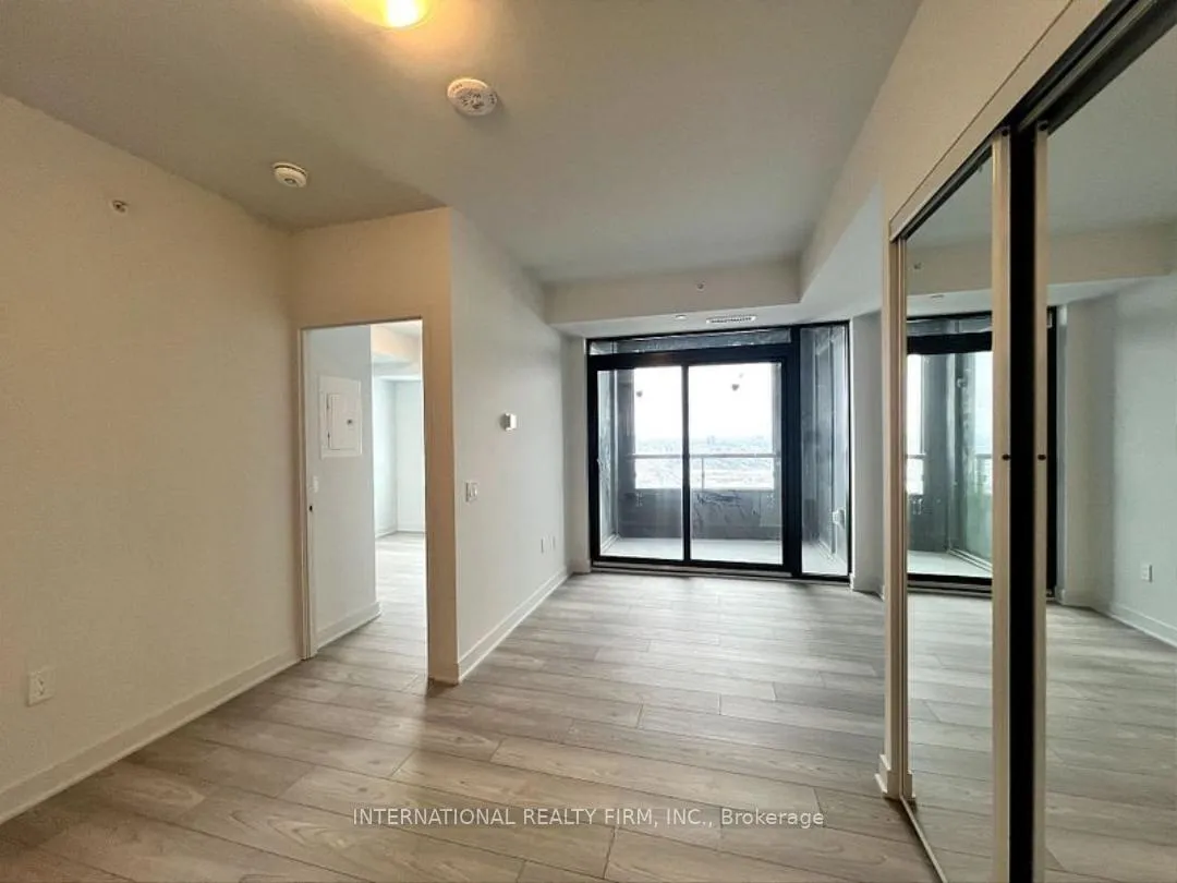 Photo 10 of Unit 4401, 2920 Highway 7 Road, Vaughan, Concord — HOMEH