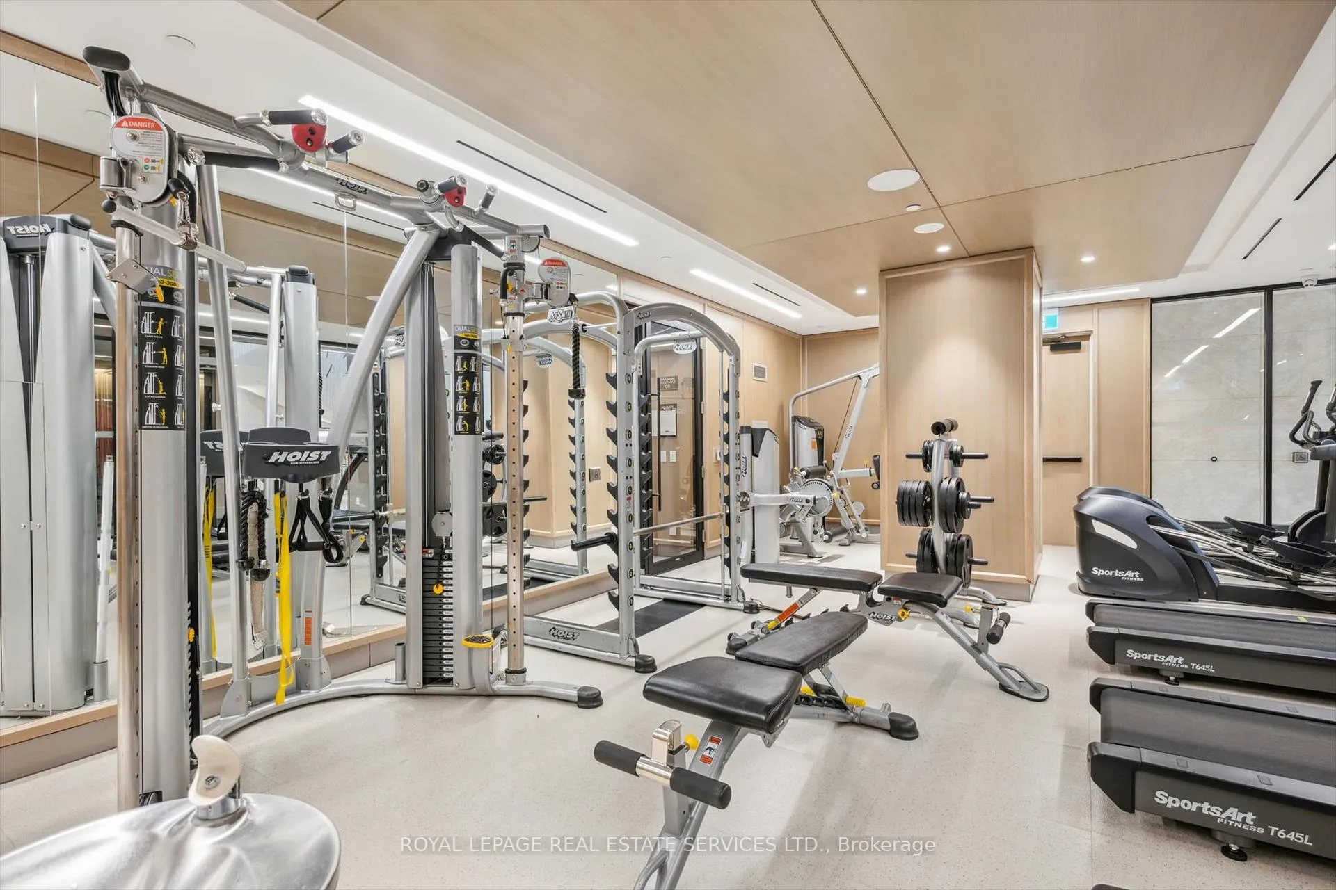 Photo 24 of Unit GPH27, 1 Edgewater Drive, Toronto, Waterfront Communities — HOMEH