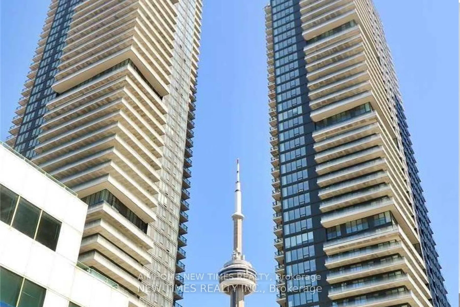 Photo 1 of Unit 723, 115 Blue Jays Way, Toronto, Waterfront Communities — HOMEH