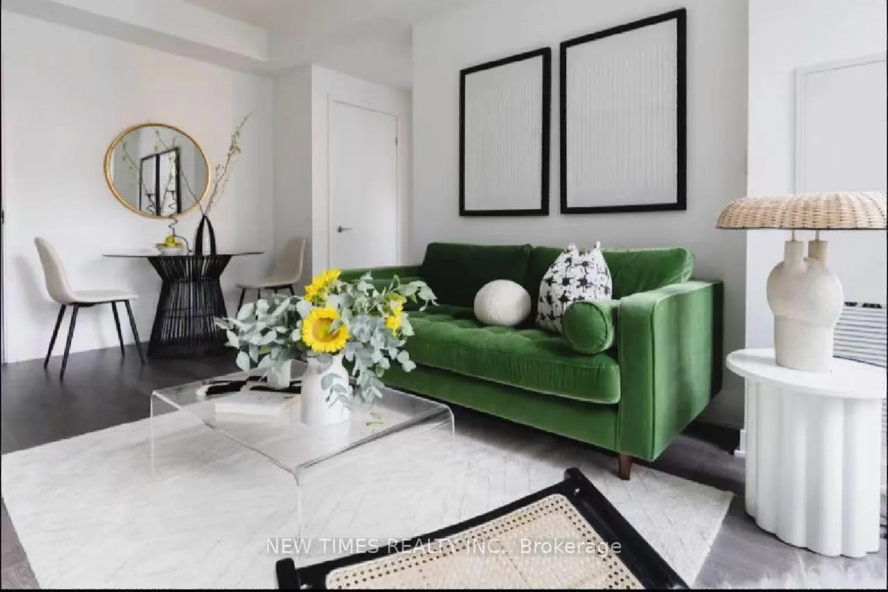 Photo 5 of Unit 723, 115 Blue Jays Way, Toronto, Waterfront Communities — HOMEH