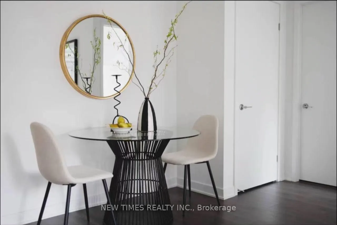 Photo 6 of Unit 723, 115 Blue Jays Way, Toronto, Waterfront Communities — HOMEH