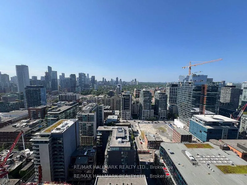 Photo 4 of Unit PH 3001, 70 Princess Street, Toronto, Waterfront Communities — HOMEH