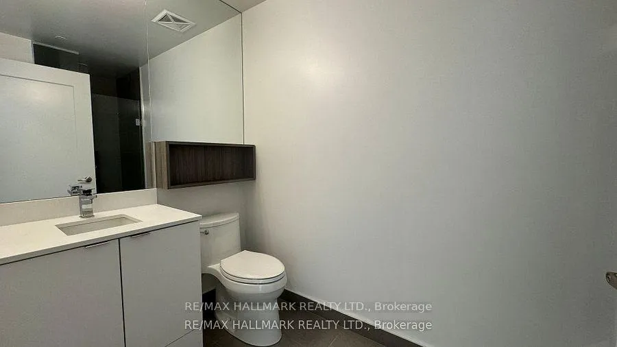 Photo 9 of Unit PH 3001, 70 Princess Street, Toronto, Waterfront Communities — HOMEH