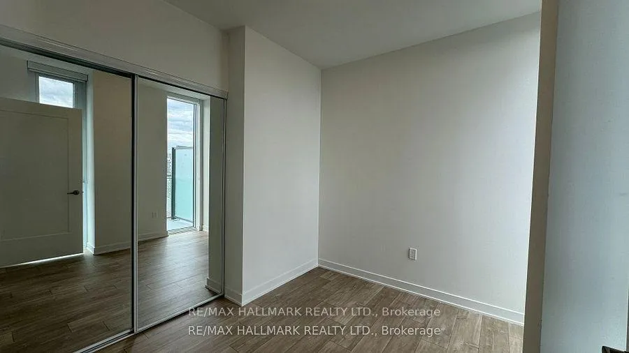 Photo 10 of Unit PH 3001, 70 Princess Street, Toronto, Waterfront Communities — HOMEH
