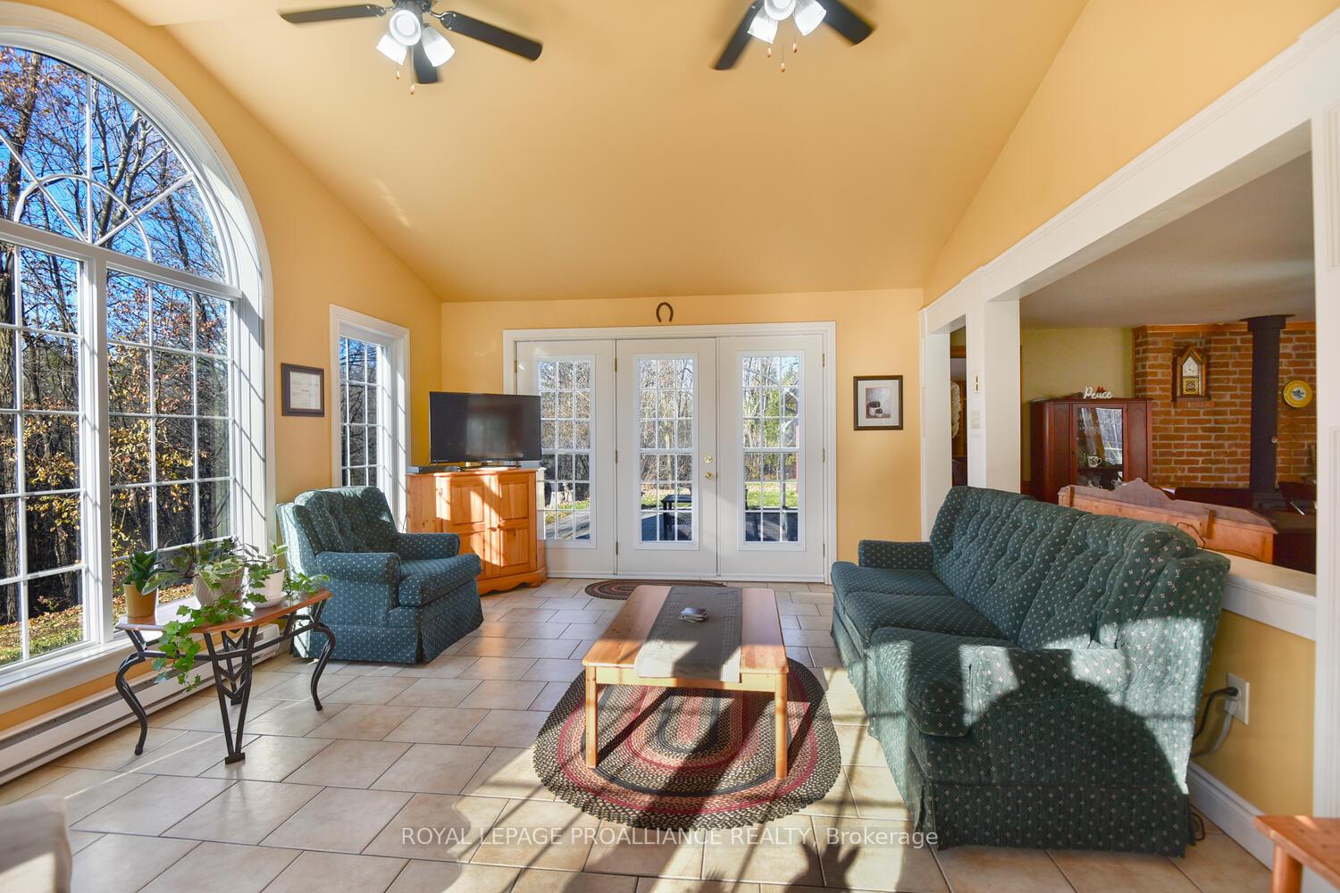 Photo 10 of 1718 County Road 21, Edwardsburgh/Cardinal, Edwardsburgh/Cardinal Twp — HOMEH