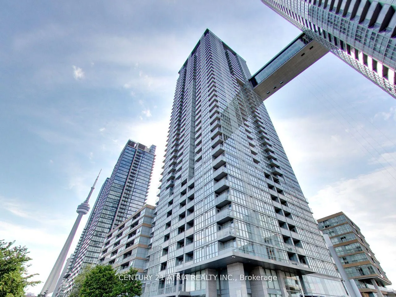 Photo 3 of Unit 2901, 15 Iceboat Terrace, Toronto, Waterfront Communities — HOMEH