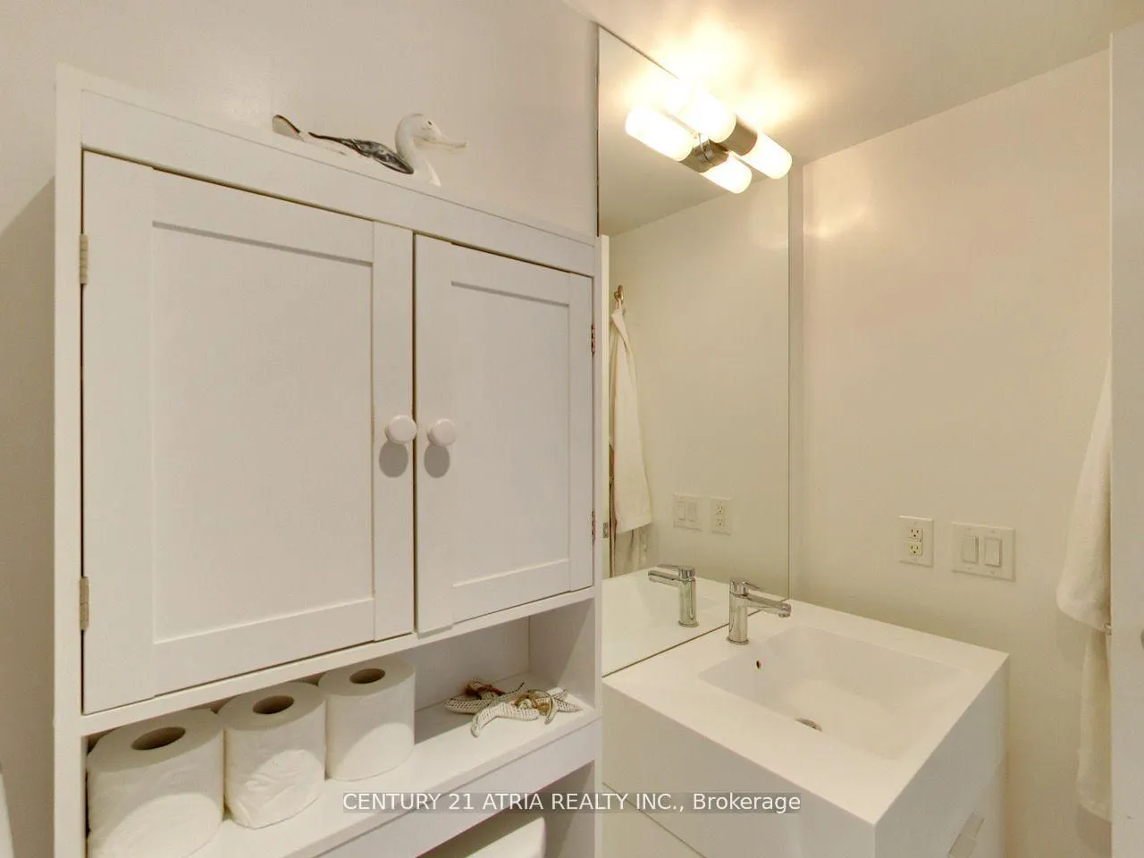 Photo 17 of Unit 2901, 15 Iceboat Terrace, Toronto, Waterfront Communities — HOMEH