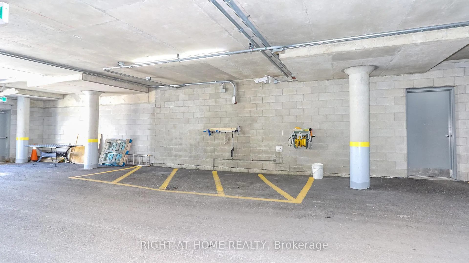 Photo 19 of Unit 410, 94 Dean Avenue, Barrie, Painswick South — HOMEH
