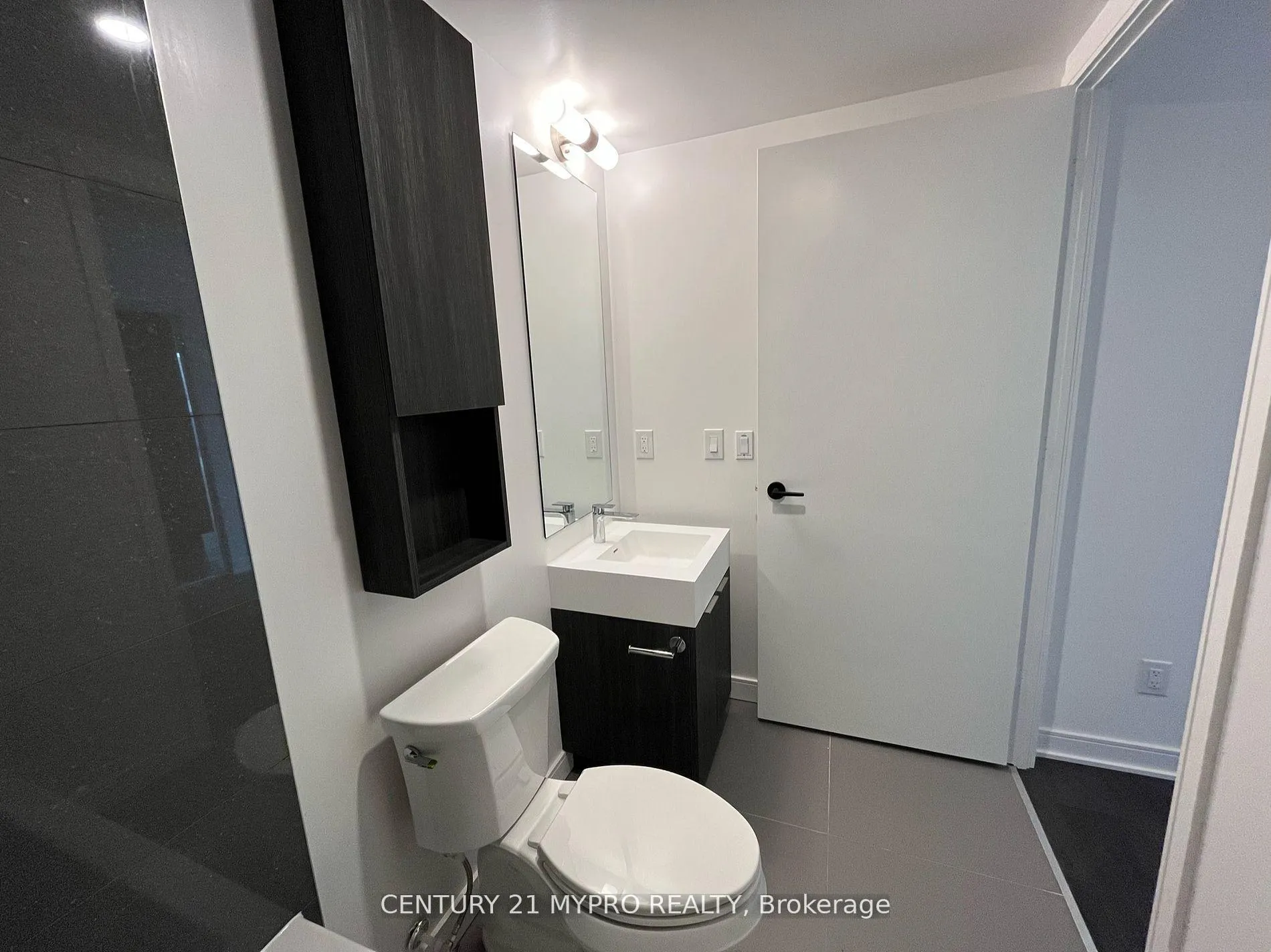Photo 5 of Unit S709, 180 Mill Street, Toronto, Waterfront Communities — HOMEH