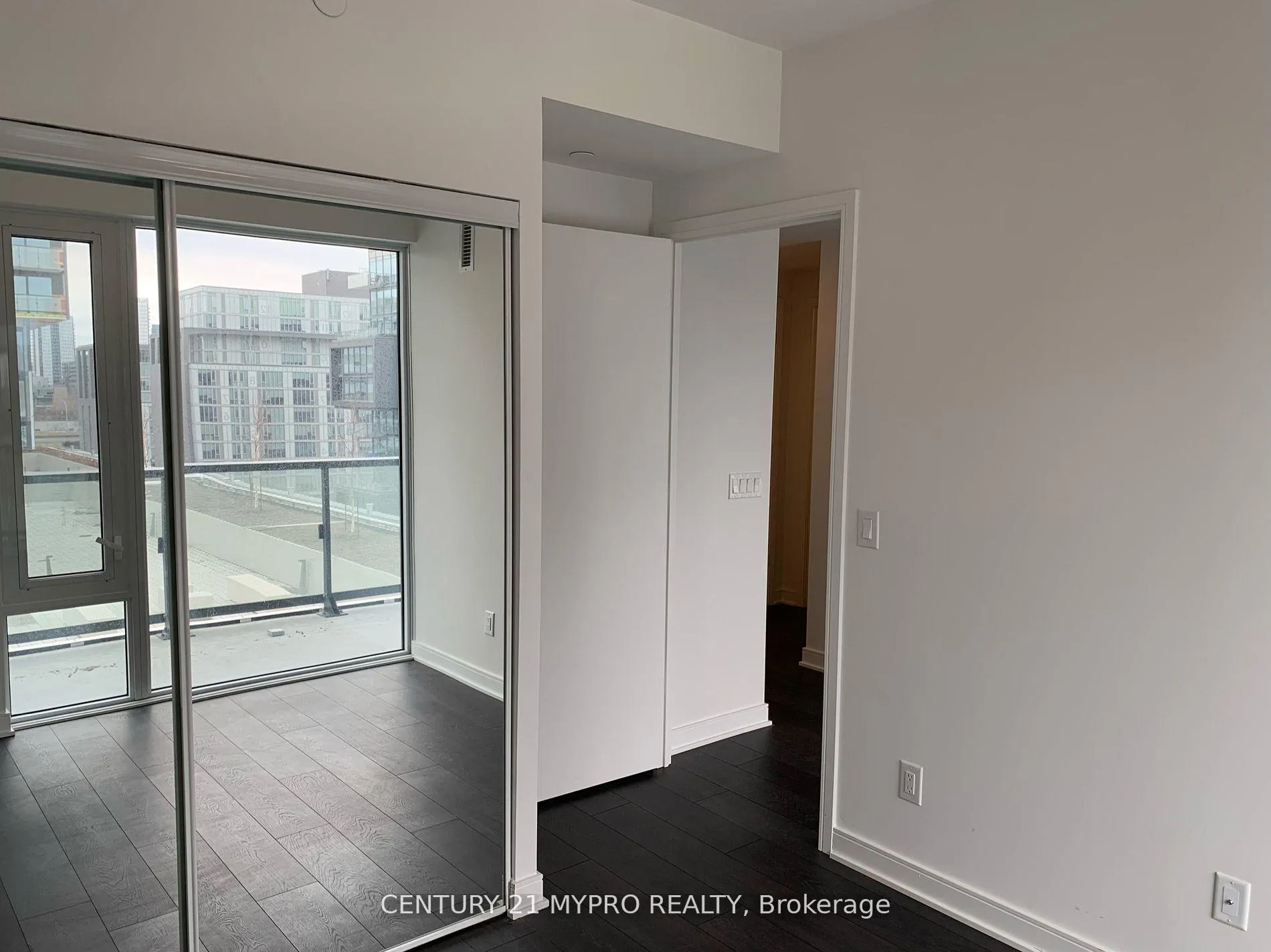 Photo 7 of Unit S709, 180 Mill Street, Toronto, Waterfront Communities — HOMEH