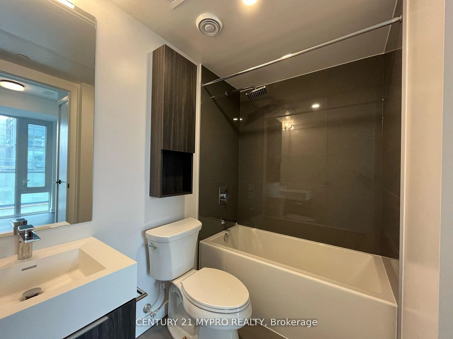 Photo 11 of Unit S709, 180 Mill Street, Toronto, Waterfront Communities — HOMEH