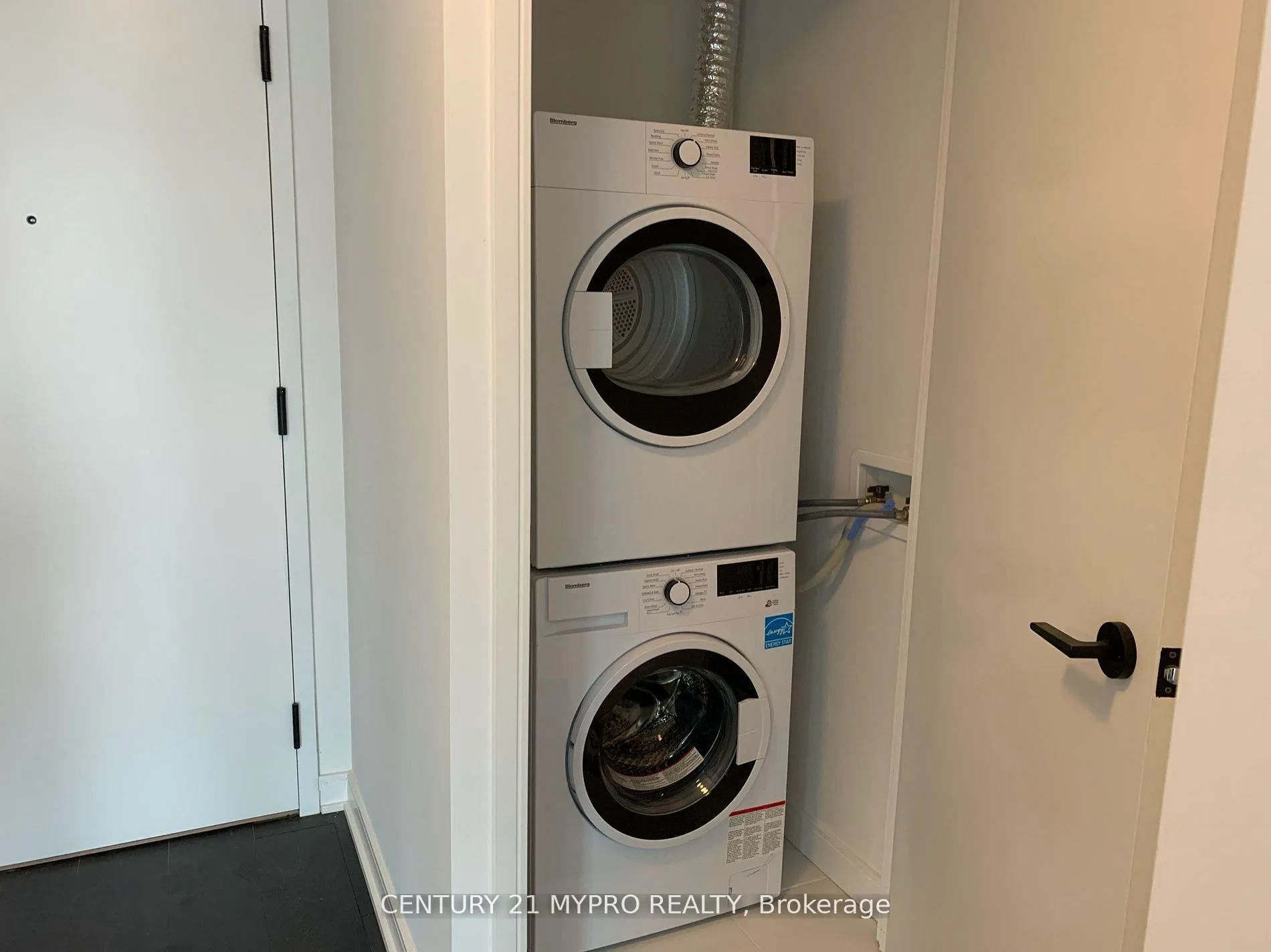 Photo 16 of Unit S709, 180 Mill Street, Toronto, Waterfront Communities — HOMEH