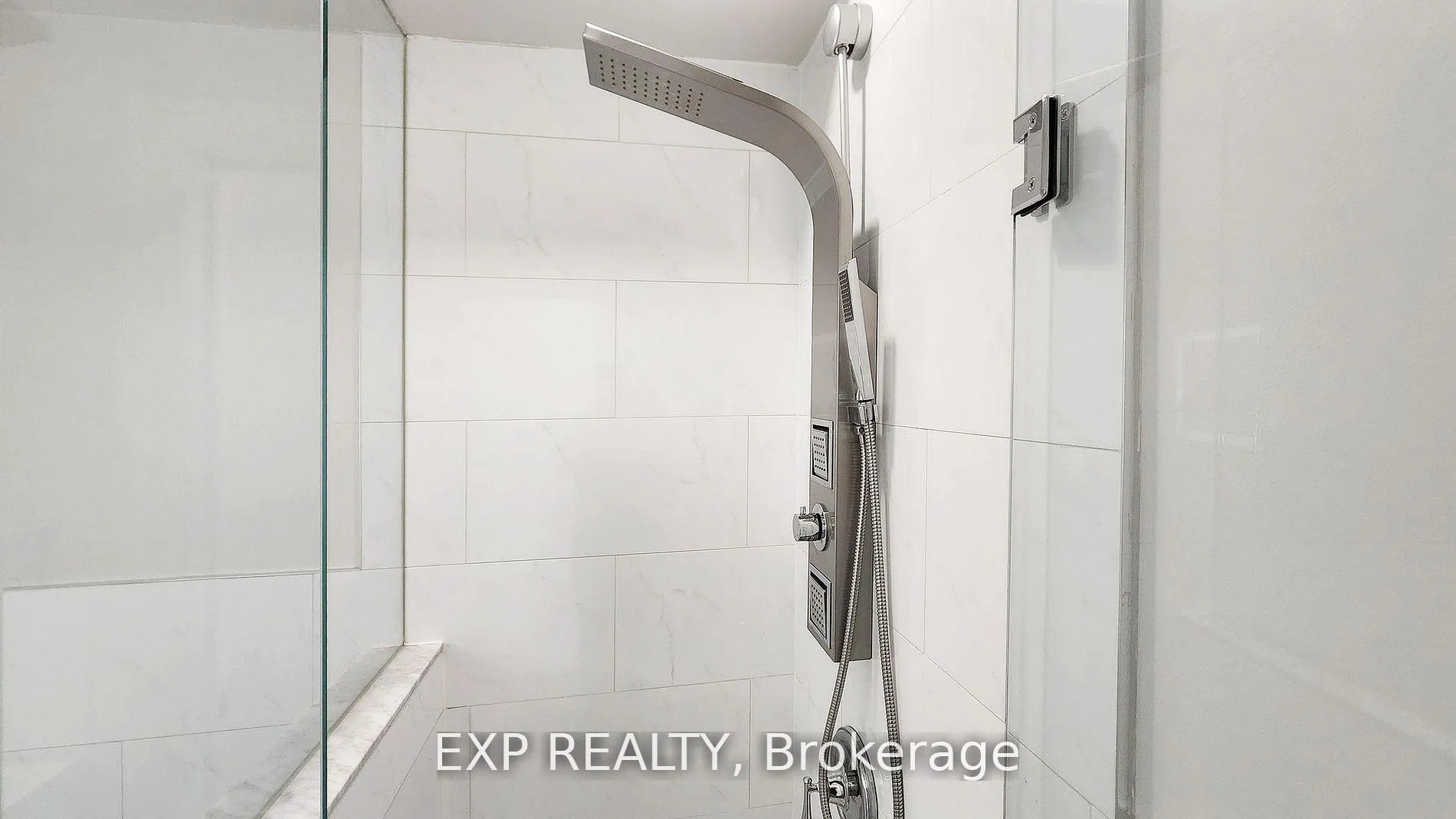 Photo 10 of Unit C, 122 Parkmount Road, Toronto, Greenwood-Coxwell — HOMEH