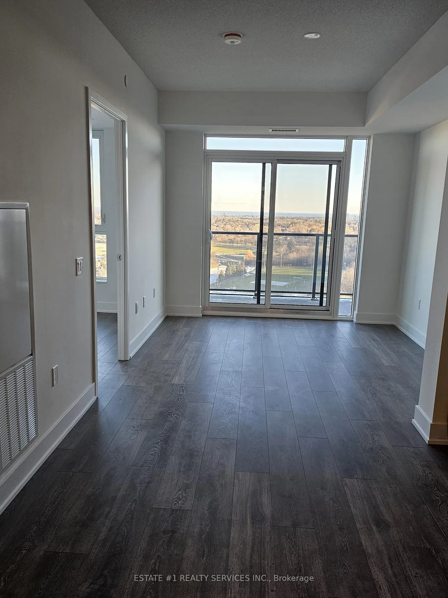 Photo 18 of Unit 1410, 204 Burnhamthorpe Road E, Mississauga, Mississauga Valleys — HOMEH