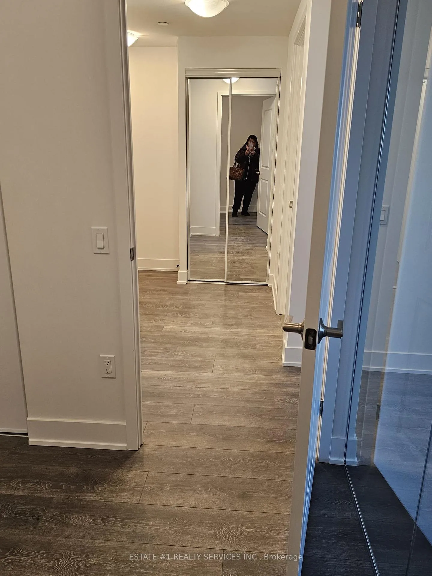 Photo 23 of Unit 1410, 204 Burnhamthorpe Road E, Mississauga, Mississauga Valleys — HOMEH
