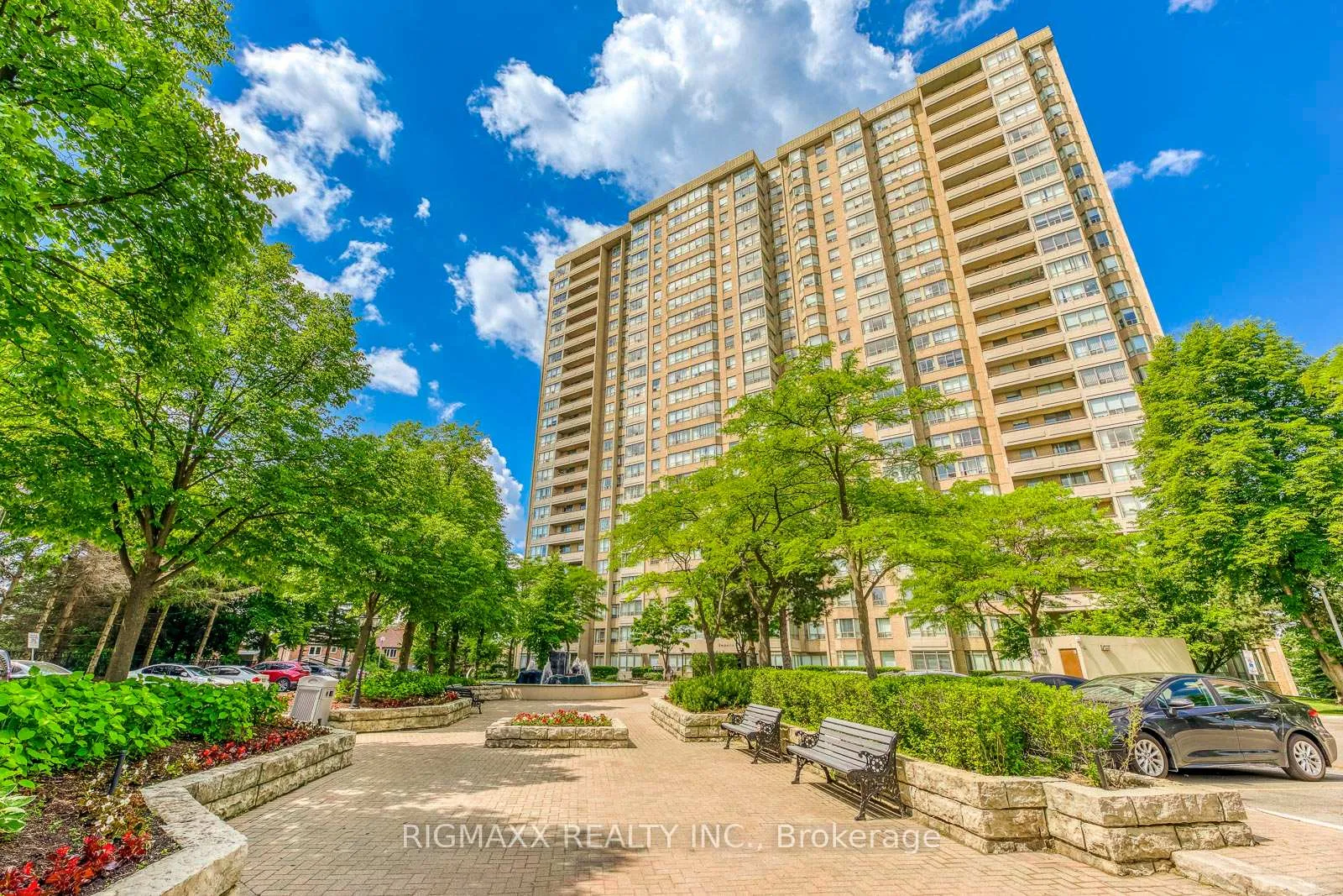Photo 3 of Unit 1604, 30 Malta Avenue, Brampton, Fletcher's Creek South — HOMEH