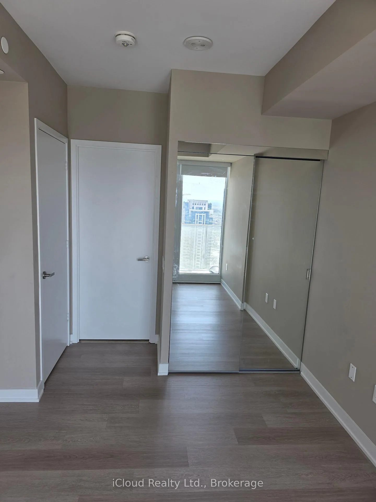 Photo 9 of Unit 3601, 3883 Quartz Road, Mississauga, City Centre — HOMEH