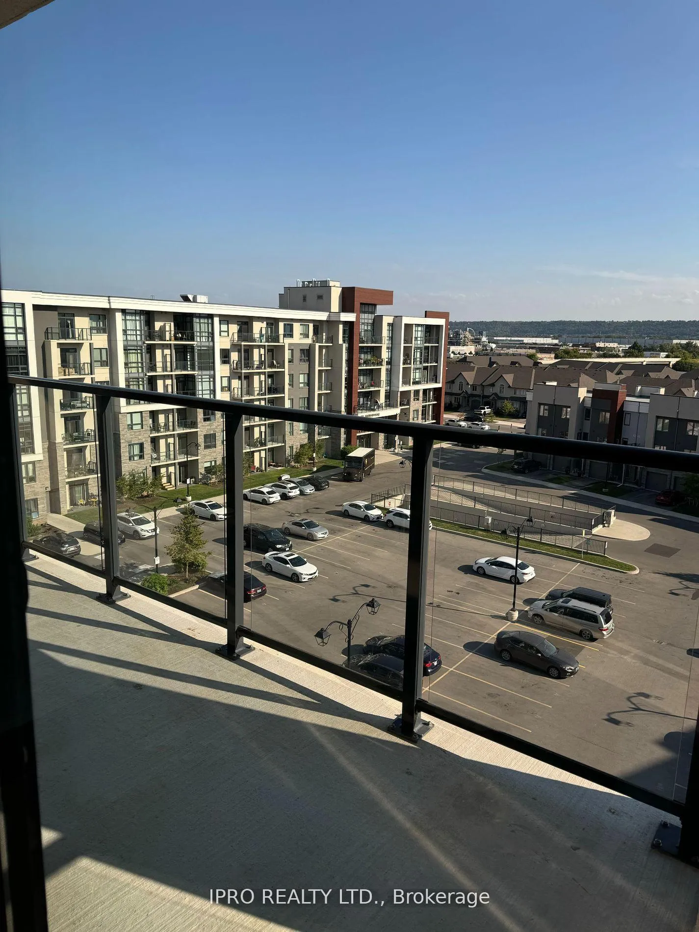 Photo 16 of Unit 637, 125 Shoreview Place, Hamilton, Lakeshore — HOMEH
