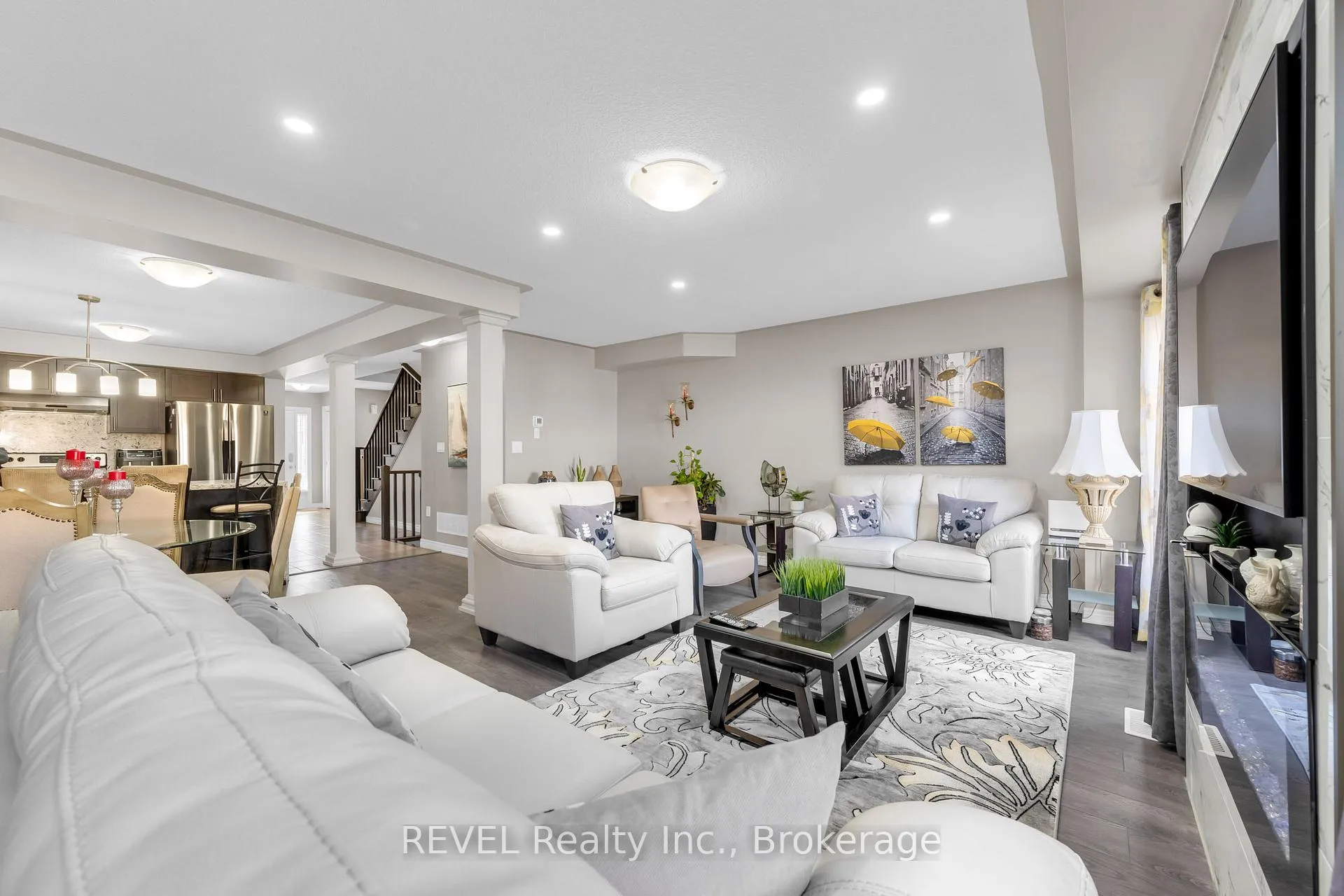 Photo 11 of 102 Cittadella Boulevard, Hamilton, Rural Glanbrook — HOMEH