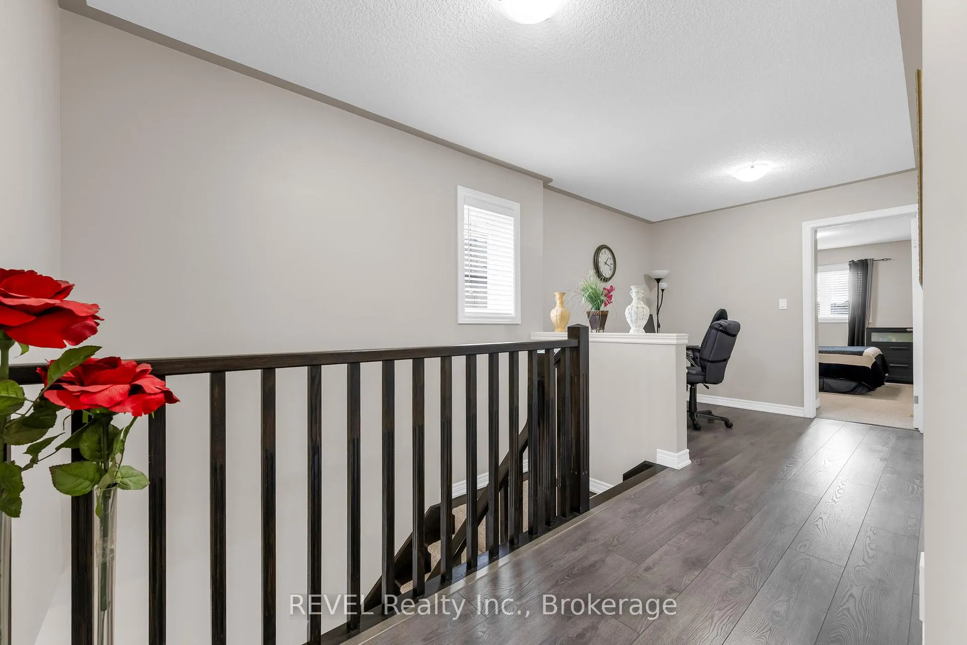 Photo 15 of 102 Cittadella Boulevard, Hamilton, Rural Glanbrook — HOMEH