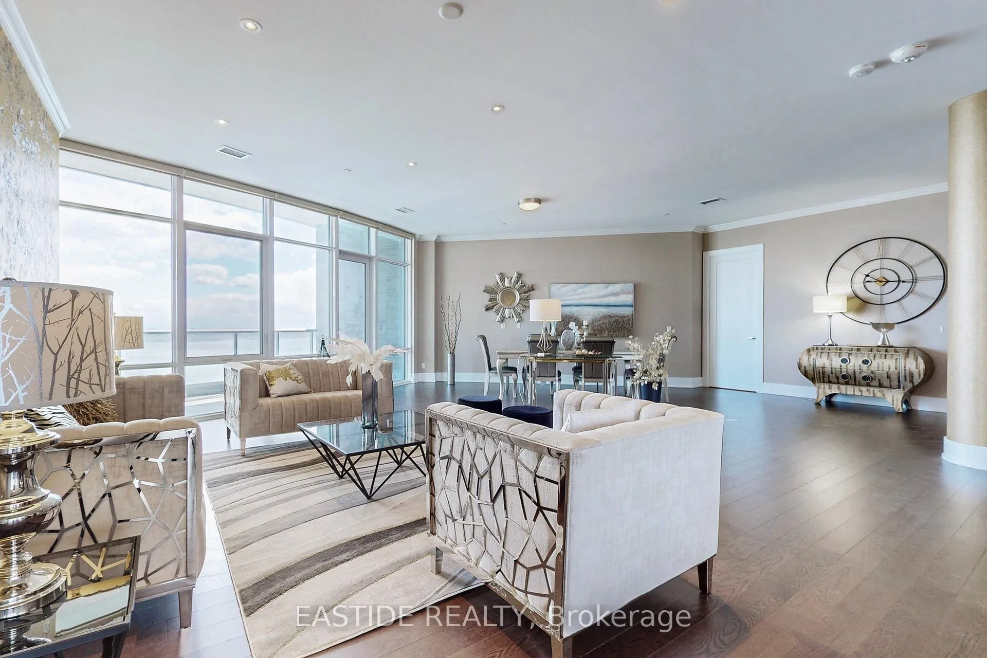 Photo 6 of Unit Sph09, 1 Edgewater Drive, Toronto, Waterfront Communities — HOMEH