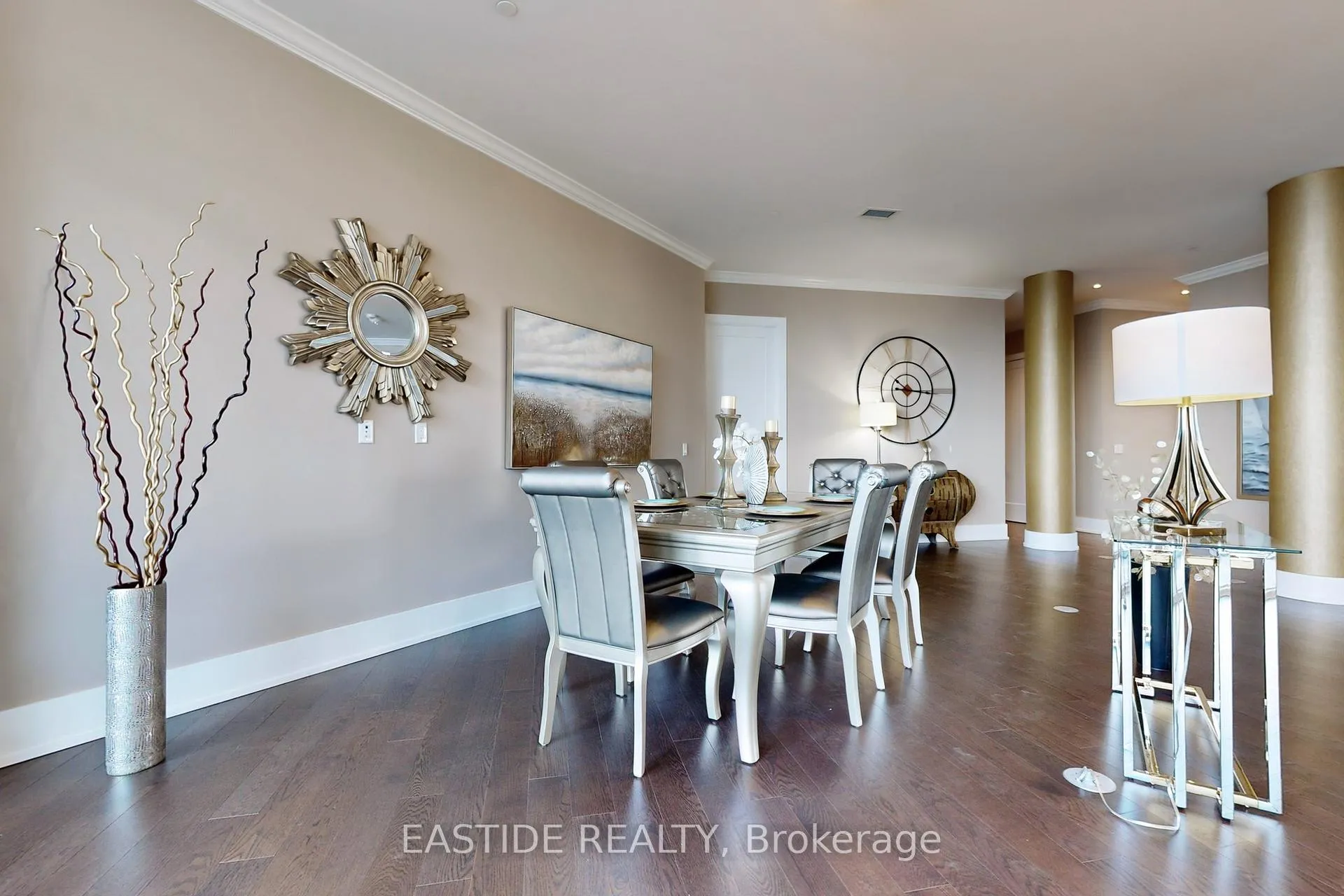 Photo 8 of Unit Sph09, 1 Edgewater Drive, Toronto, Waterfront Communities — HOMEH