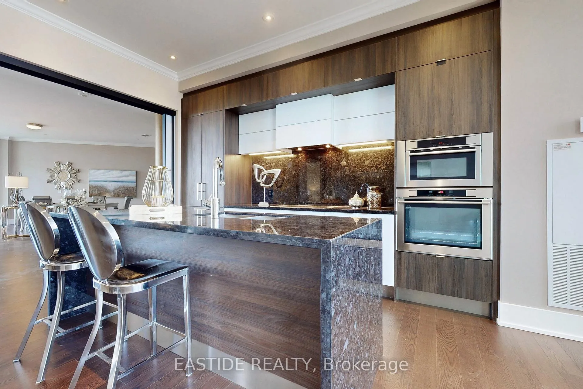 Photo 14 of Unit Sph09, 1 Edgewater Drive, Toronto, Waterfront Communities — HOMEH