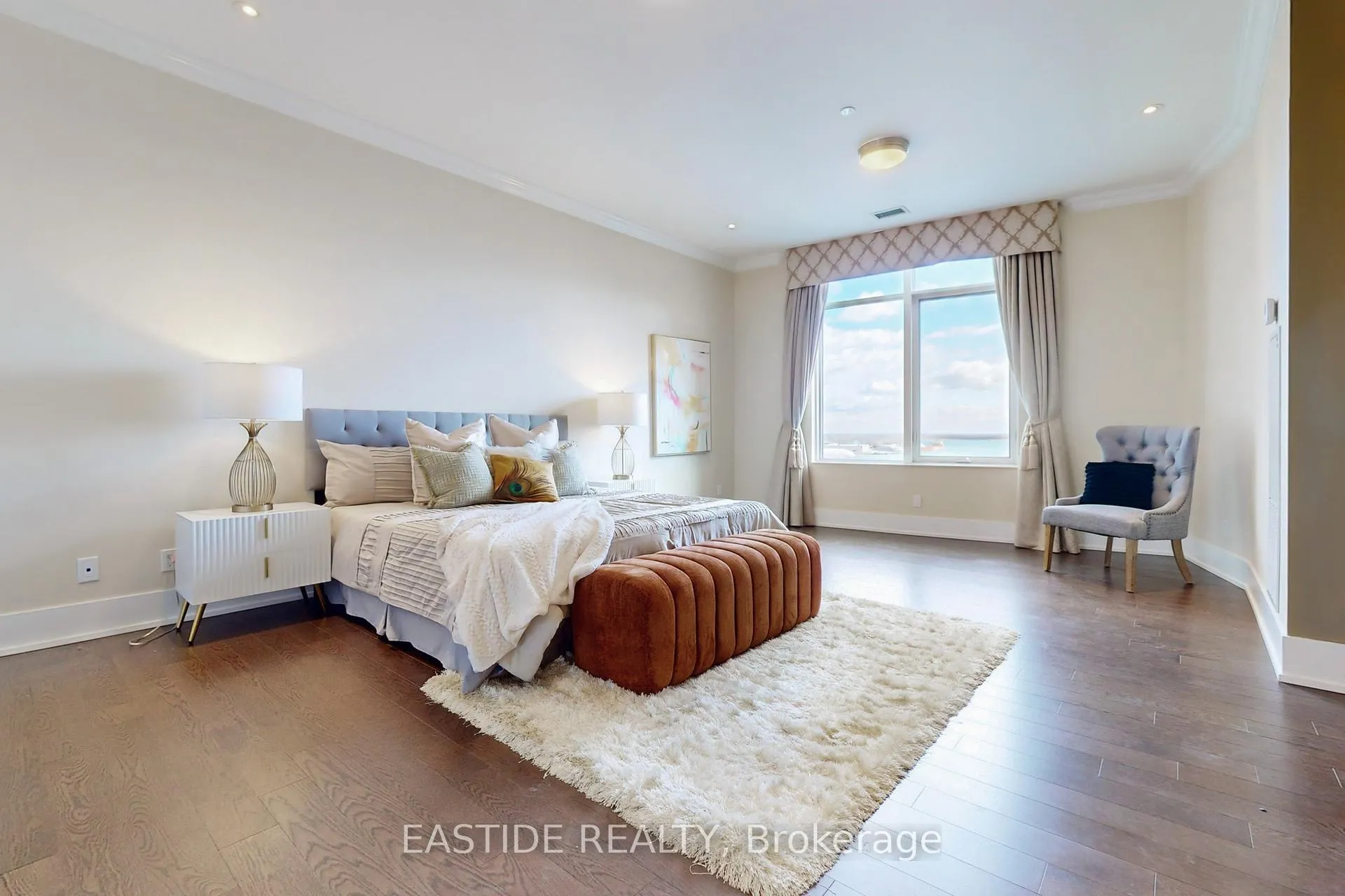 Photo 19 of Unit Sph09, 1 Edgewater Drive, Toronto, Waterfront Communities — HOMEH