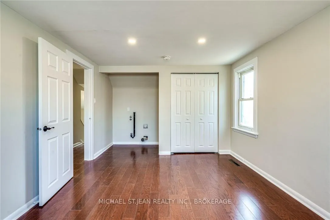 Photo 6 of Unit 2, 2657 Binbrook Road, Hamilton, Binbrook — HOMEH