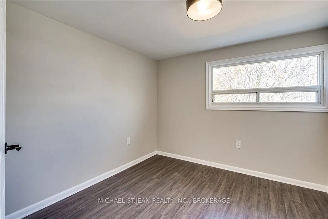 Photo 8 of Unit 2, 2657 Binbrook Road, Hamilton, Binbrook — HOMEH