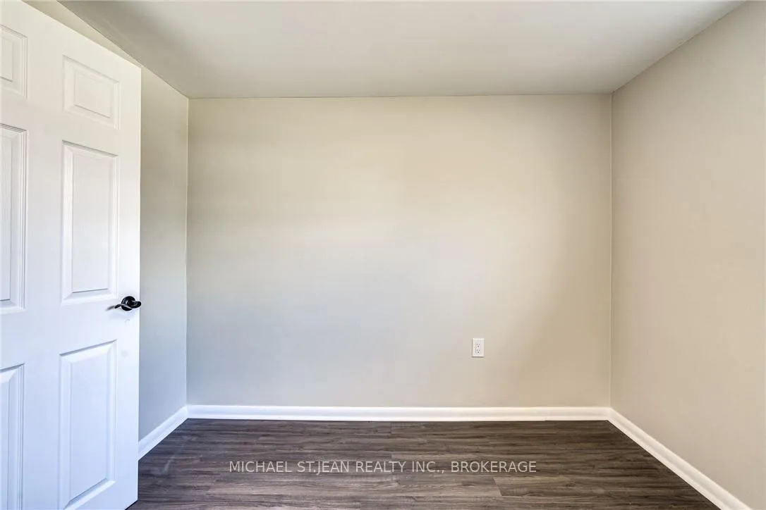 Photo 9 of Unit 2, 2657 Binbrook Road, Hamilton, Binbrook — HOMEH