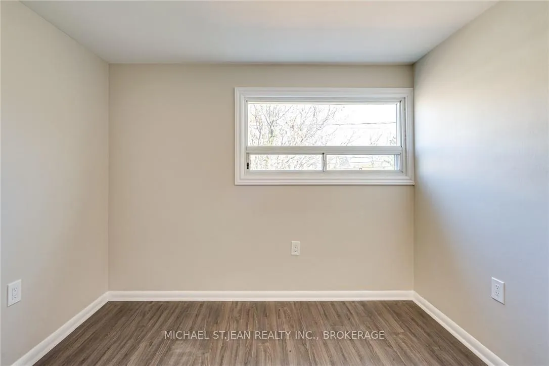 Photo 10 of Unit 2, 2657 Binbrook Road, Hamilton, Binbrook — HOMEH