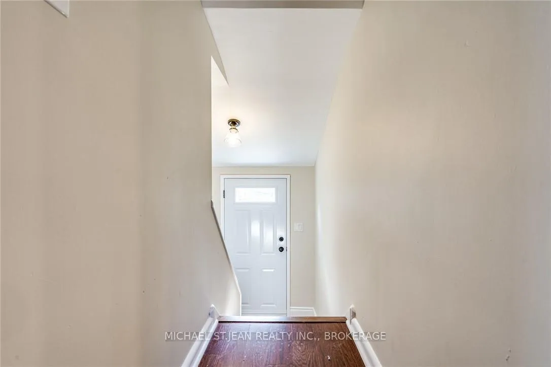 Photo 19 of Unit 2, 2657 Binbrook Road, Hamilton, Binbrook — HOMEH