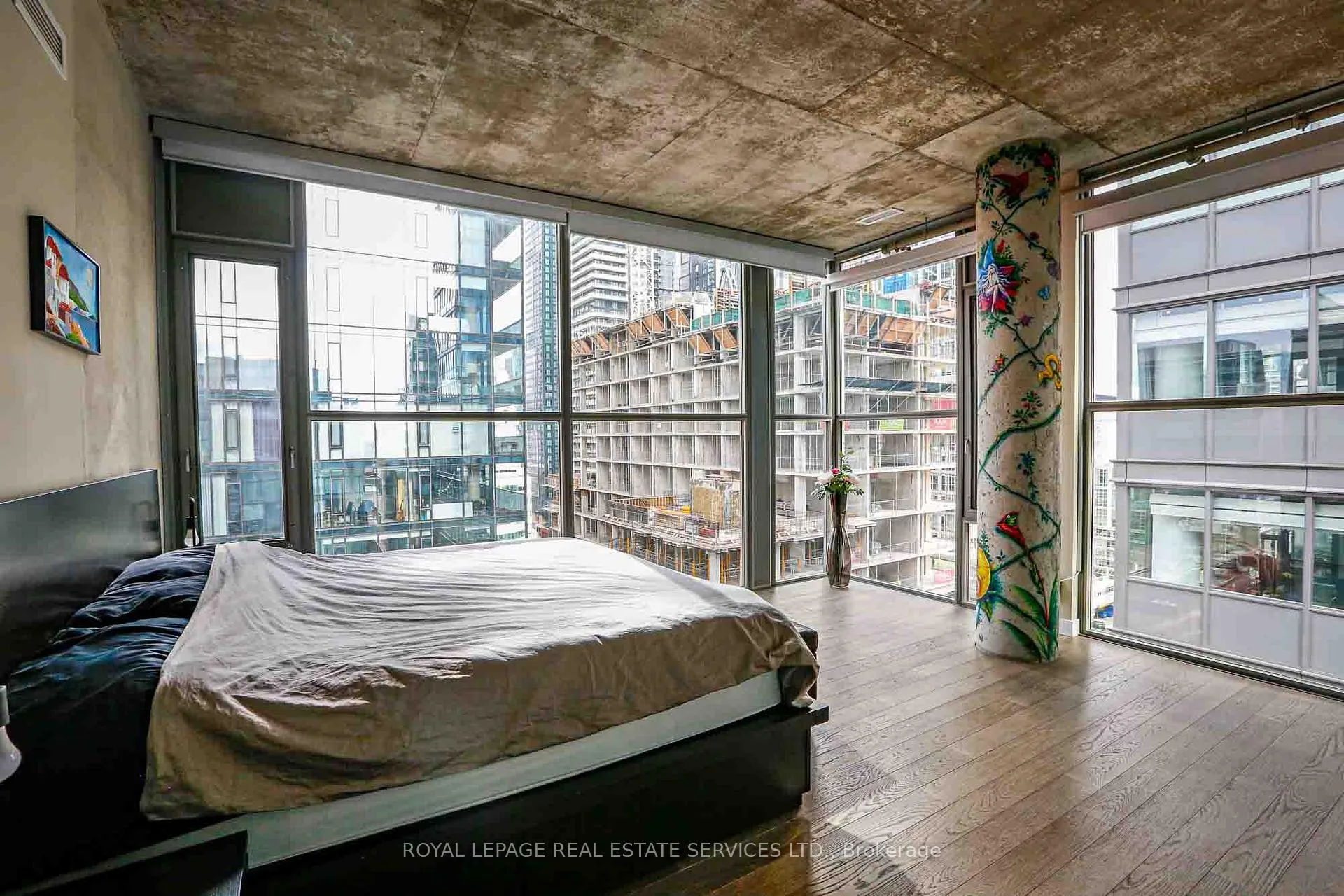 Photo 6 of Unit 1505, 25 Oxley Street, Toronto, Waterfront Communities — HOMEH
