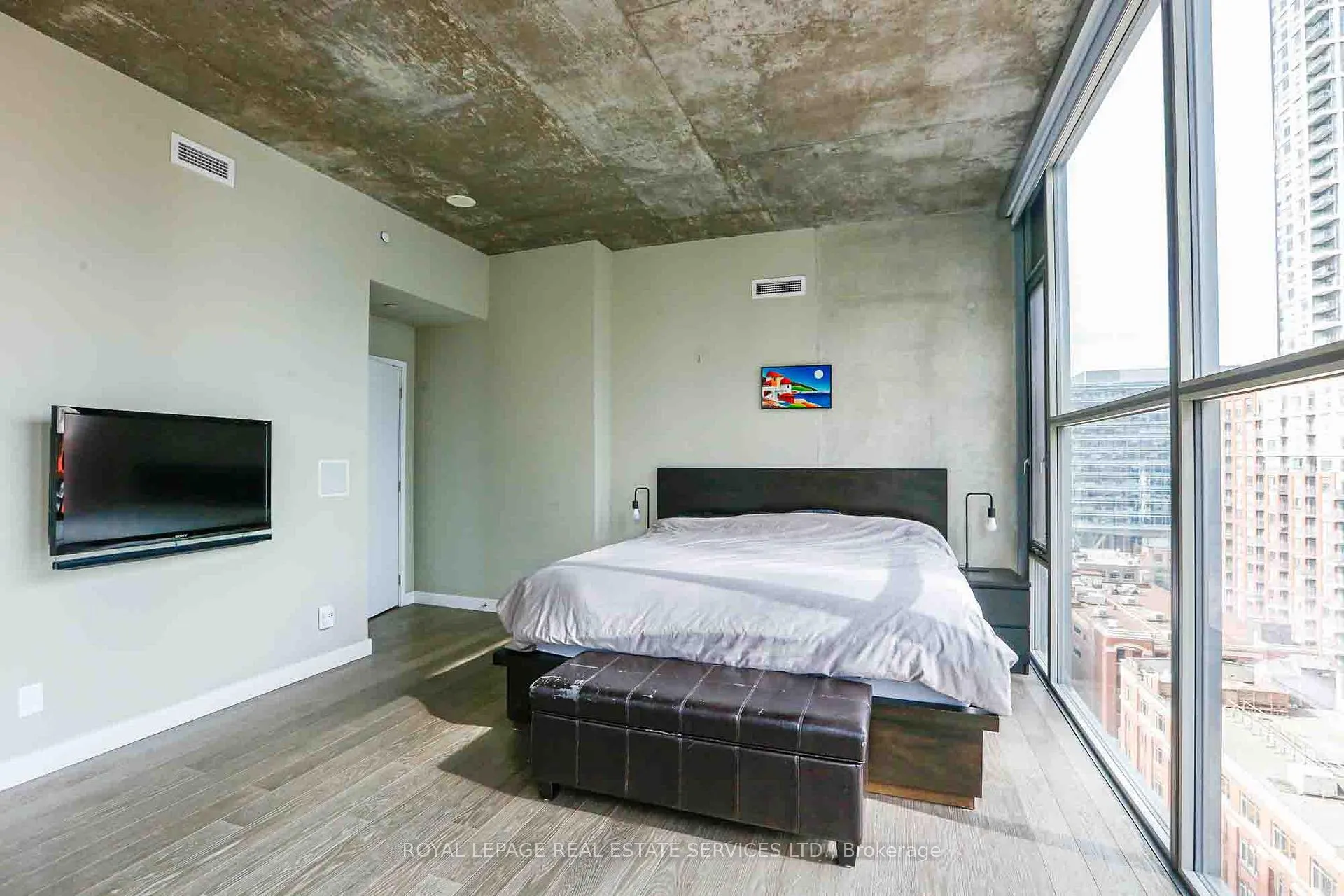 Photo 7 of Unit 1505, 25 Oxley Street, Toronto, Waterfront Communities — HOMEH