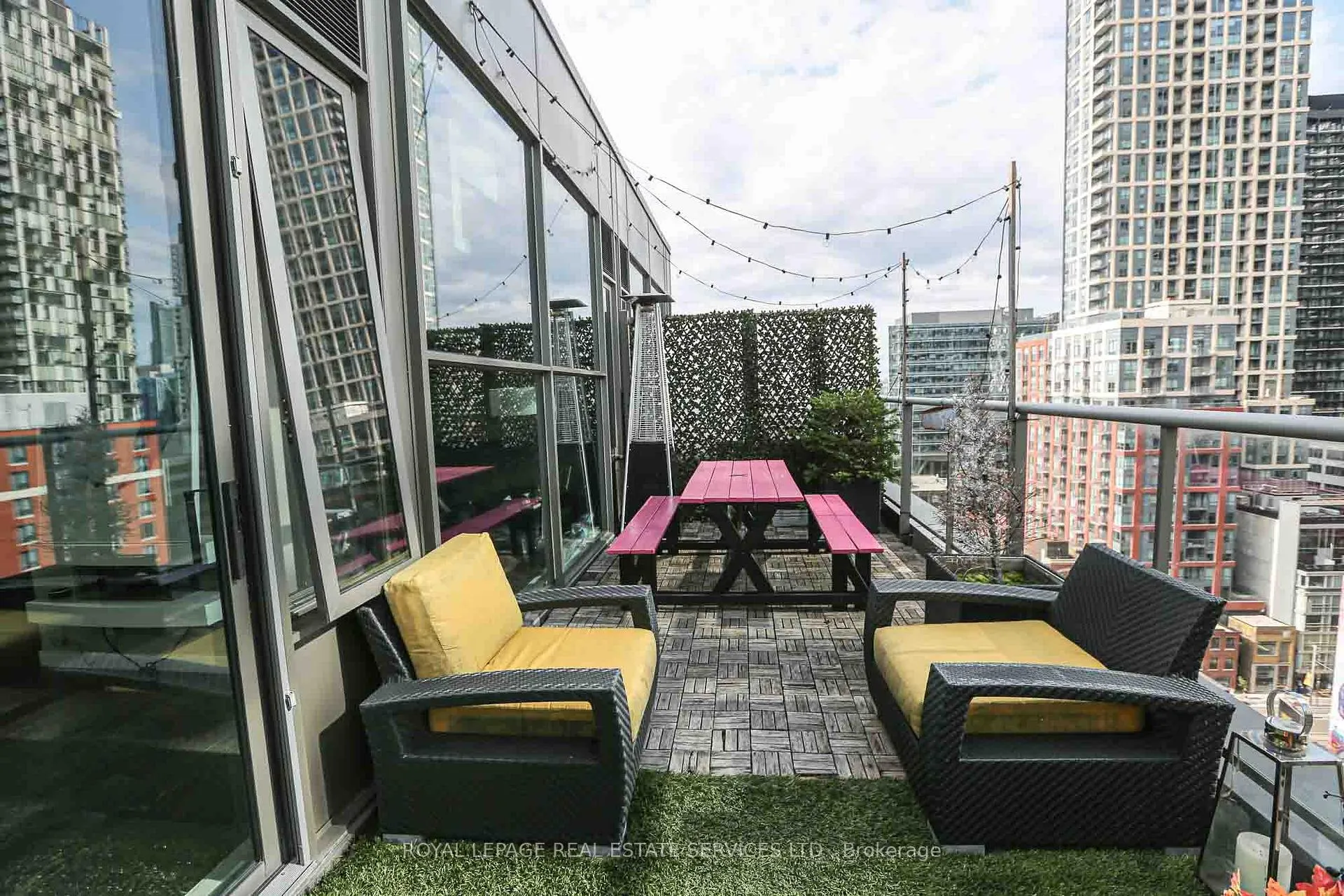 Photo 32 of Unit 1505, 25 Oxley Street, Toronto, Waterfront Communities — HOMEH