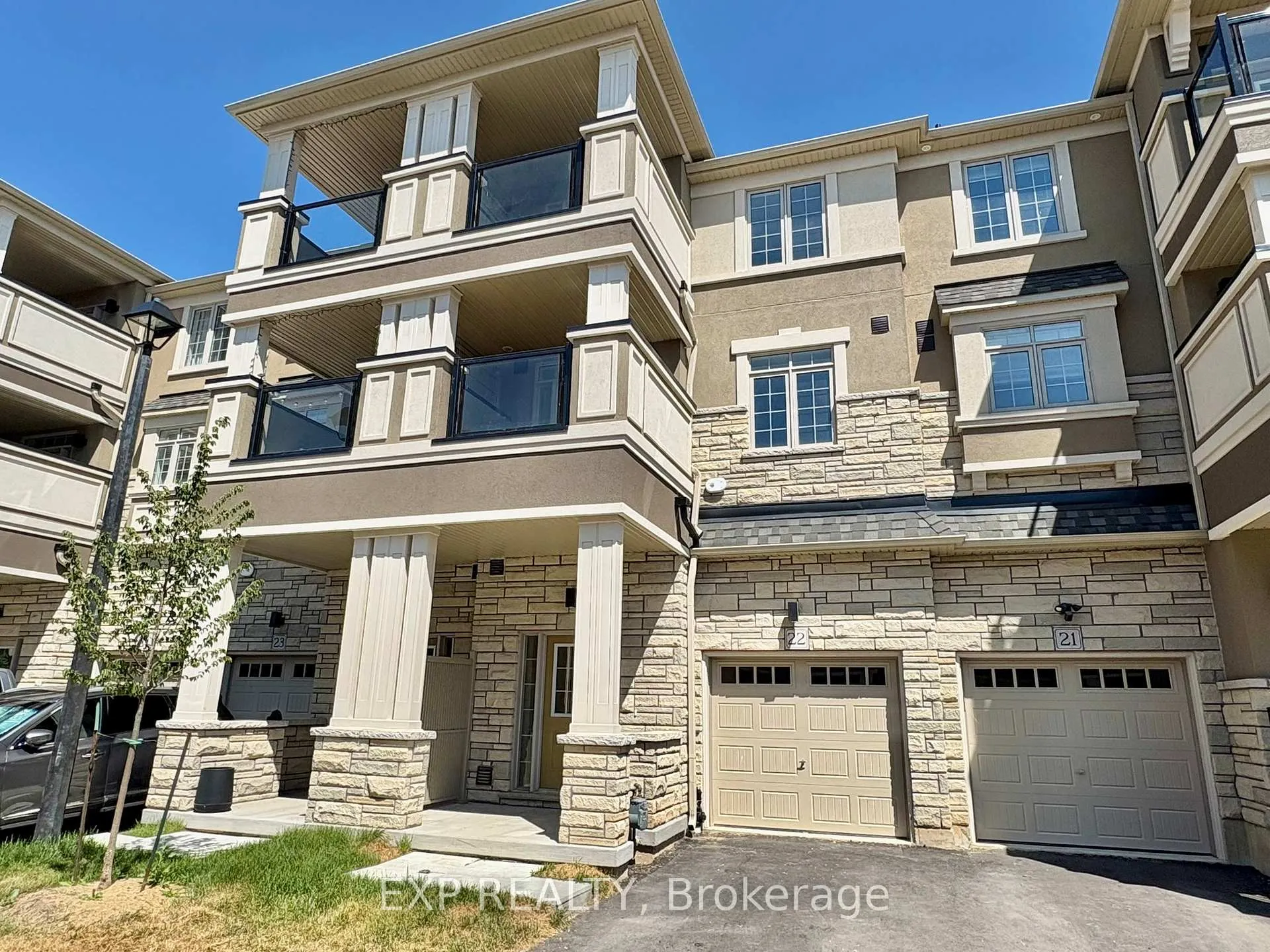 Photo 2 of Unit 22, 305 Garner Road W, Hamilton, Ancaster — HOMEH