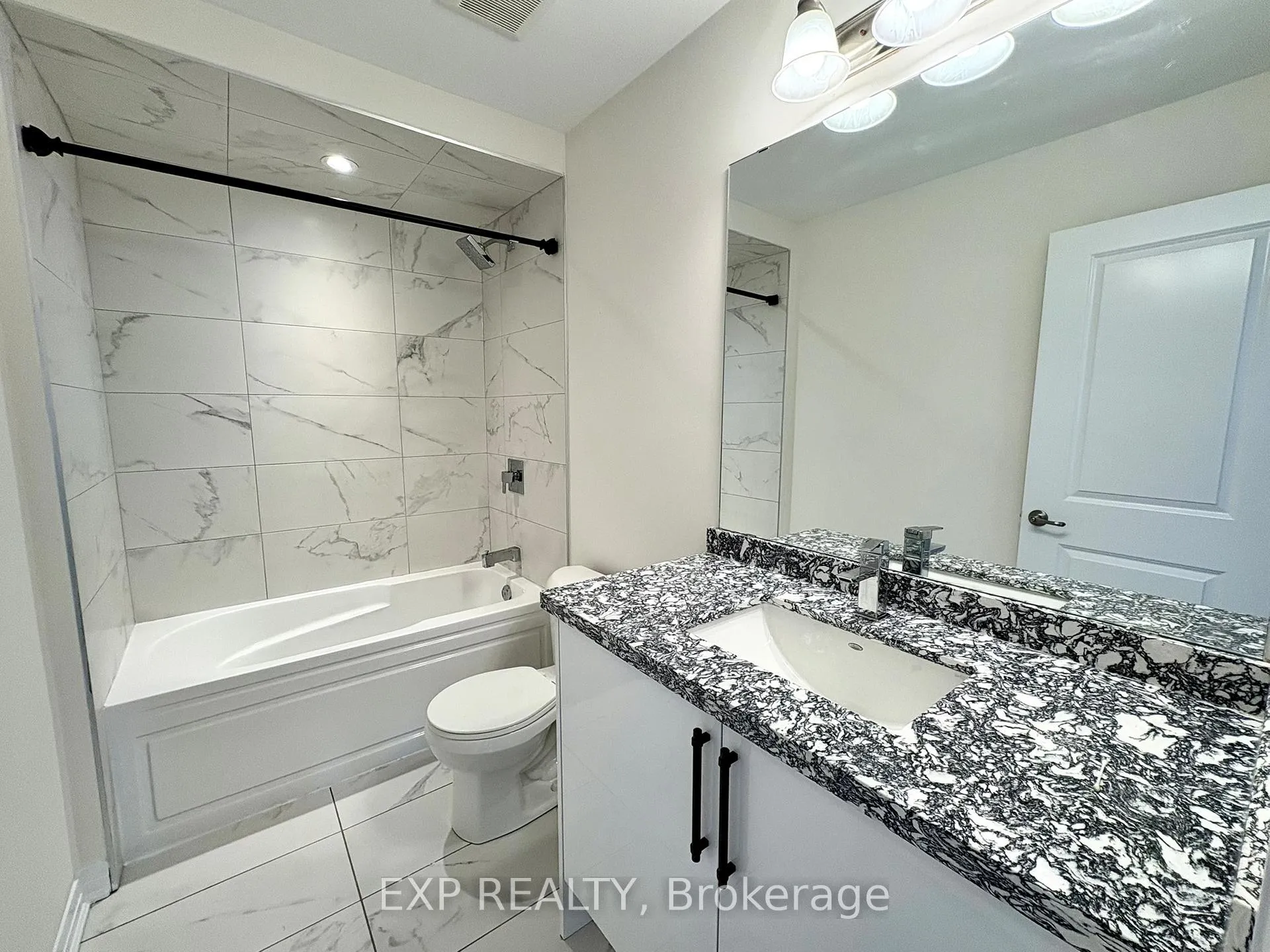 Photo 15 of Unit 22, 305 Garner Road W, Hamilton, Ancaster — HOMEH