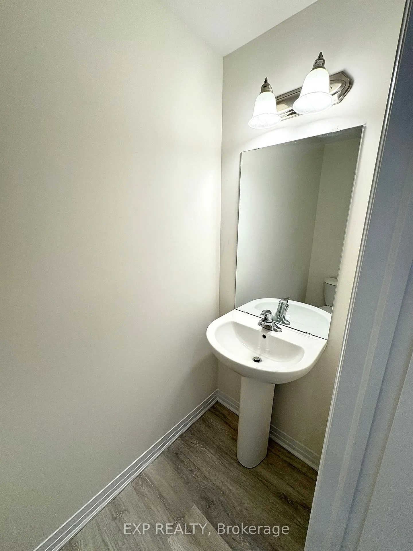 Photo 20 of Unit 22, 305 Garner Road W, Hamilton, Ancaster — HOMEH